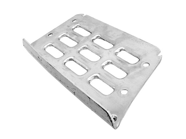 This is an image of Volvo Foot Step Tread Centra& Lower R/H 20360789 209413ALT HGV Truck Part