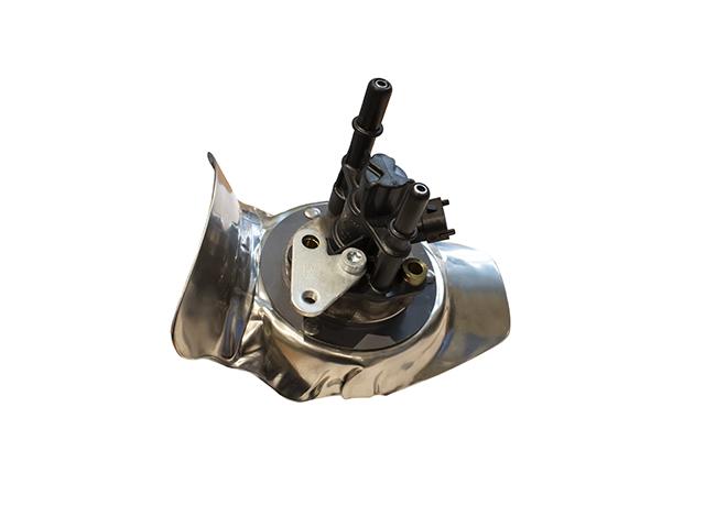 This is an image of Volvo AdBlue Dosing Unit 21200998 21234237 21738116 444023056 21234240 7421201002 210181OEM HGV Truck Part