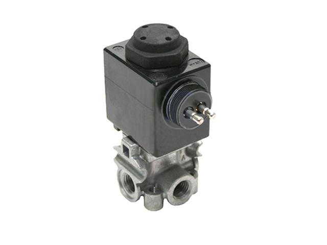 This is an image of Scania Solenoid 1370353 1421324 1536306 345636 536306 107452 HGV Truck Part