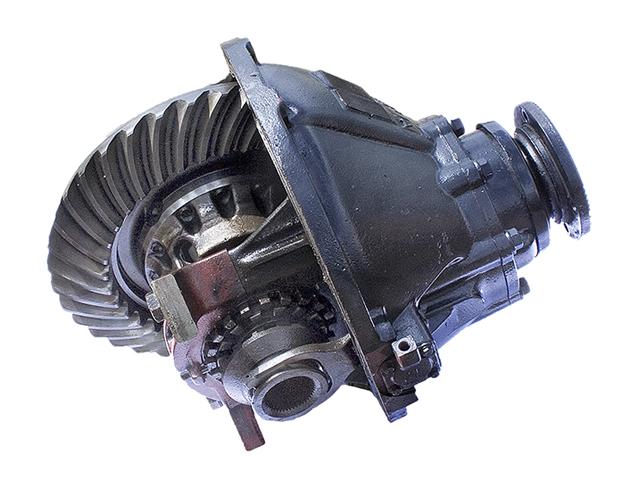 This is an image of a Refurbished Volvo Differential RSS1344B 2.85 Ratio HGV Truck Part 20701294 8172092 207574R