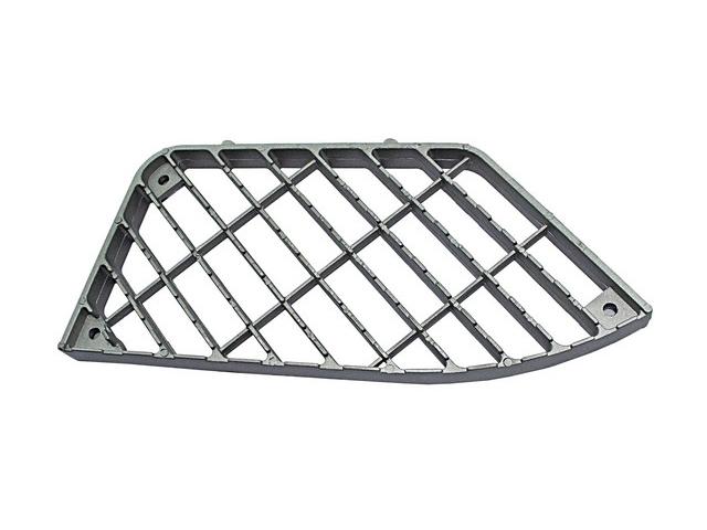 This is an image of Renault Lower Footstep Grille (Aluminium) L/H & R/H 5010225398 5010544527 690004 HGV Truck Part