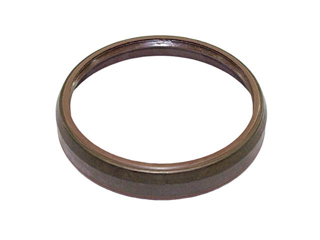 This is an image of Volvo OiSeaRear Hub 1591903 1591908 1610765 944666 6884308 205006 HGV Truck Part