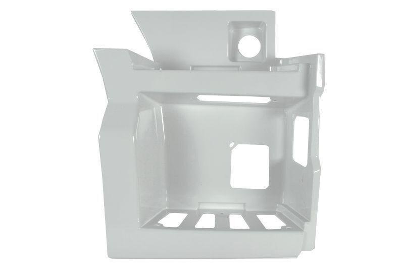 Lower Step Panel R/H 81615200070 390071