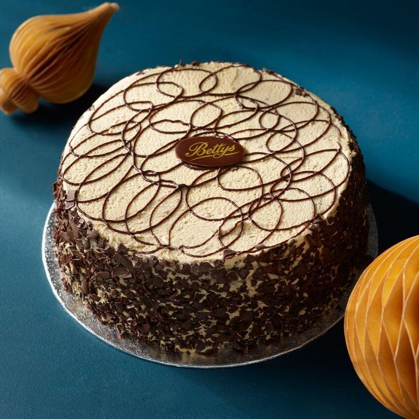 Fondant Fancy Party Cake