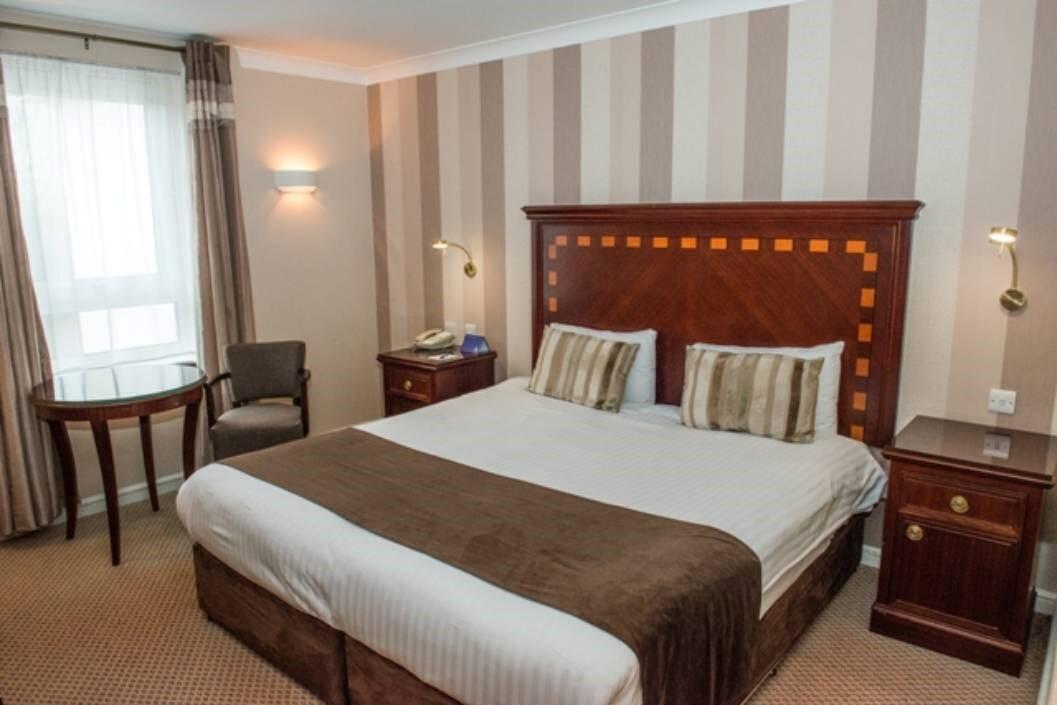 Overnight Stay with Dinner and Afternoon Tea for Two at Manor of Groves