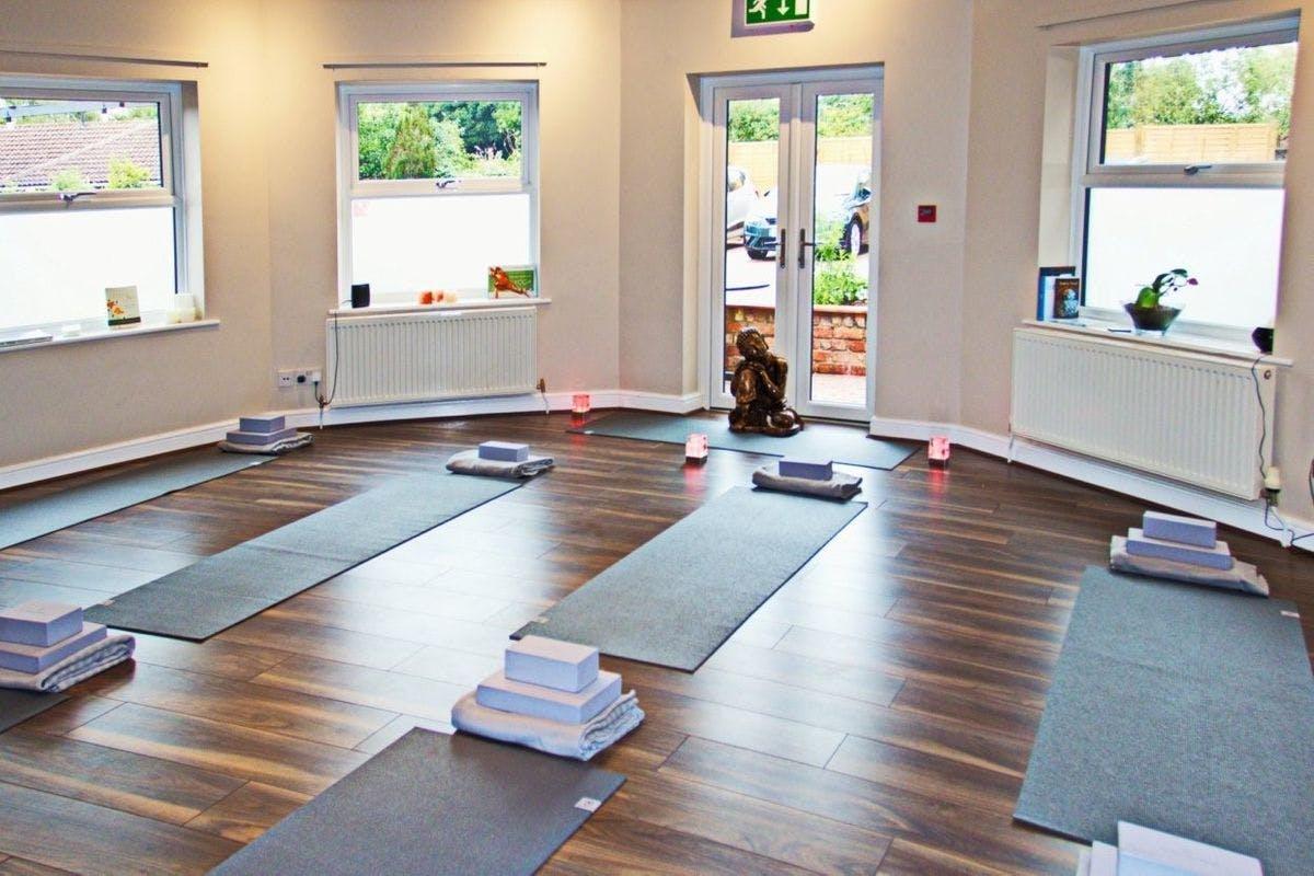 Private 90 Minute Hot Stone Yoga Session With Afternoon Tea And Prosecco For Two At The Roade House