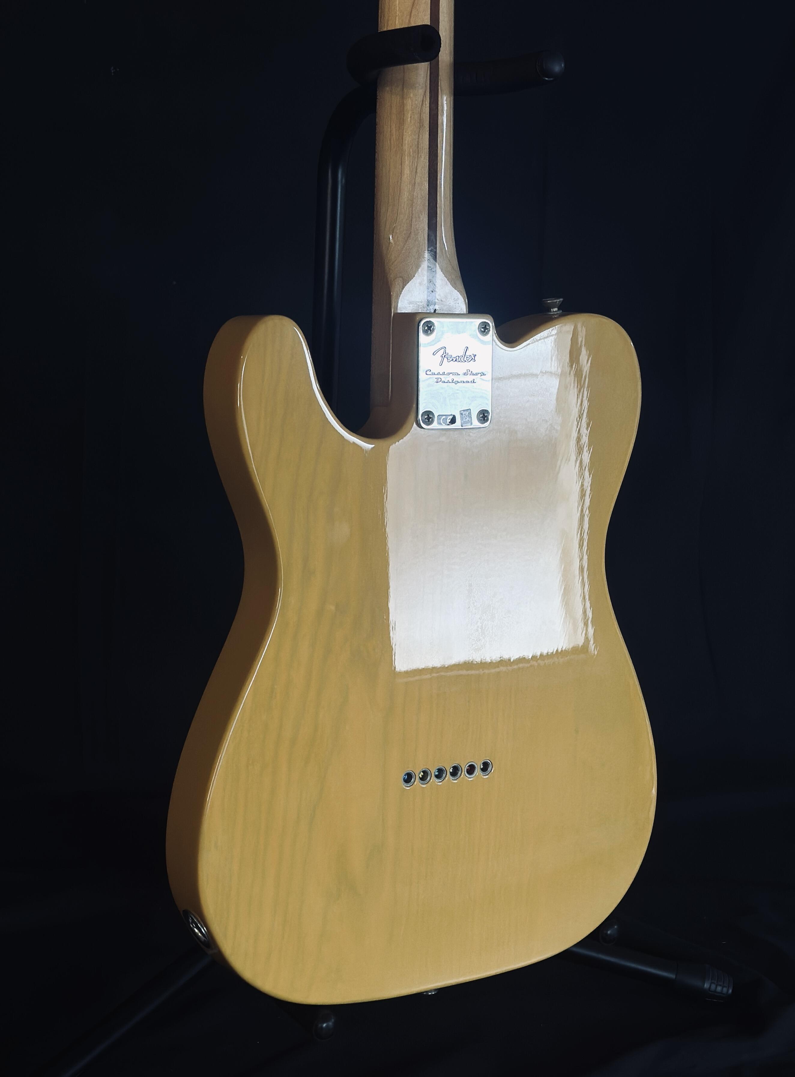 Fender - Classic Player Baja Telecaster 2016 - Butterscotch Blonde