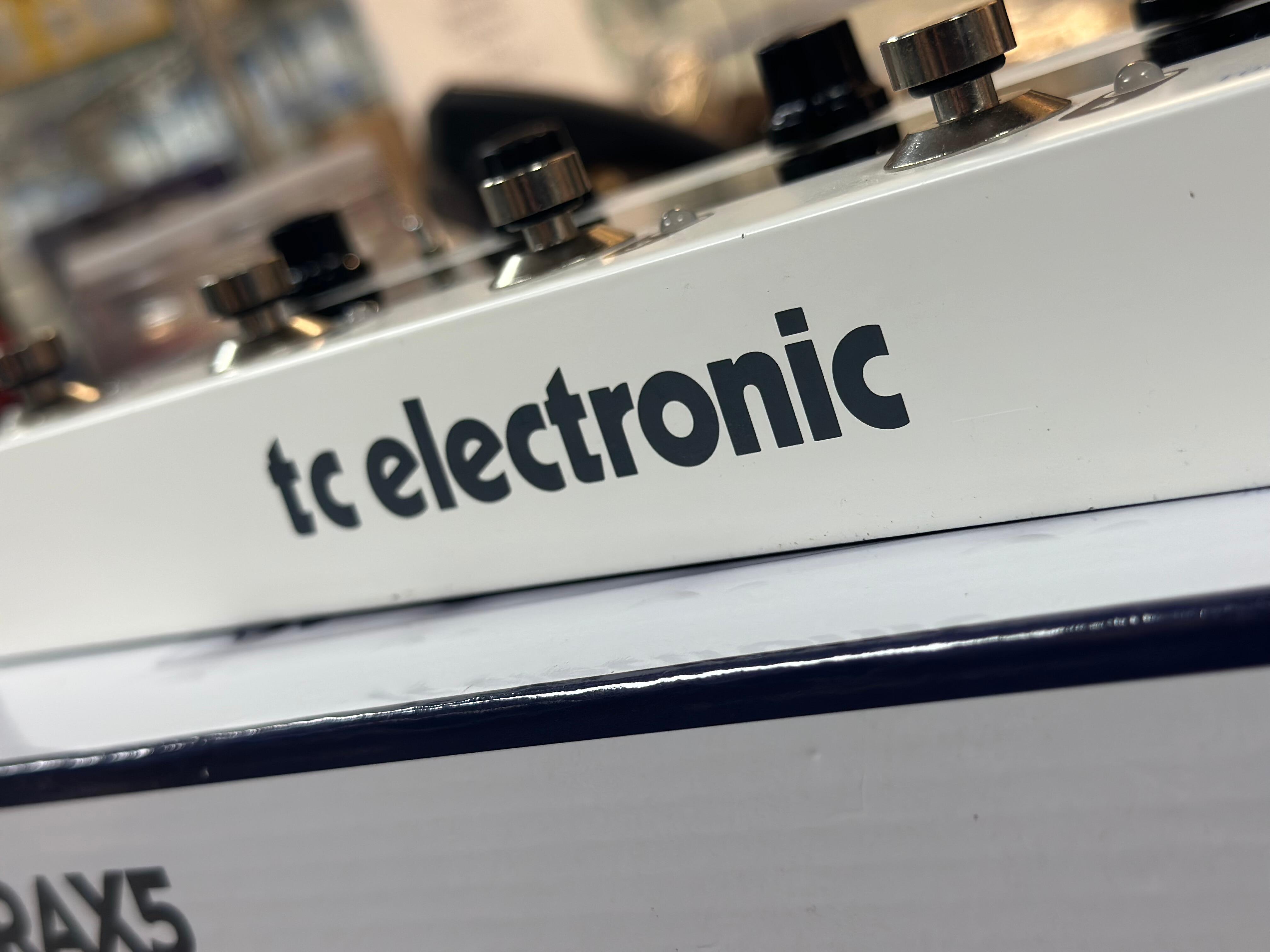 TC Electronic - Plethora X5 TonePrint Pedalboard - Pre-Owned