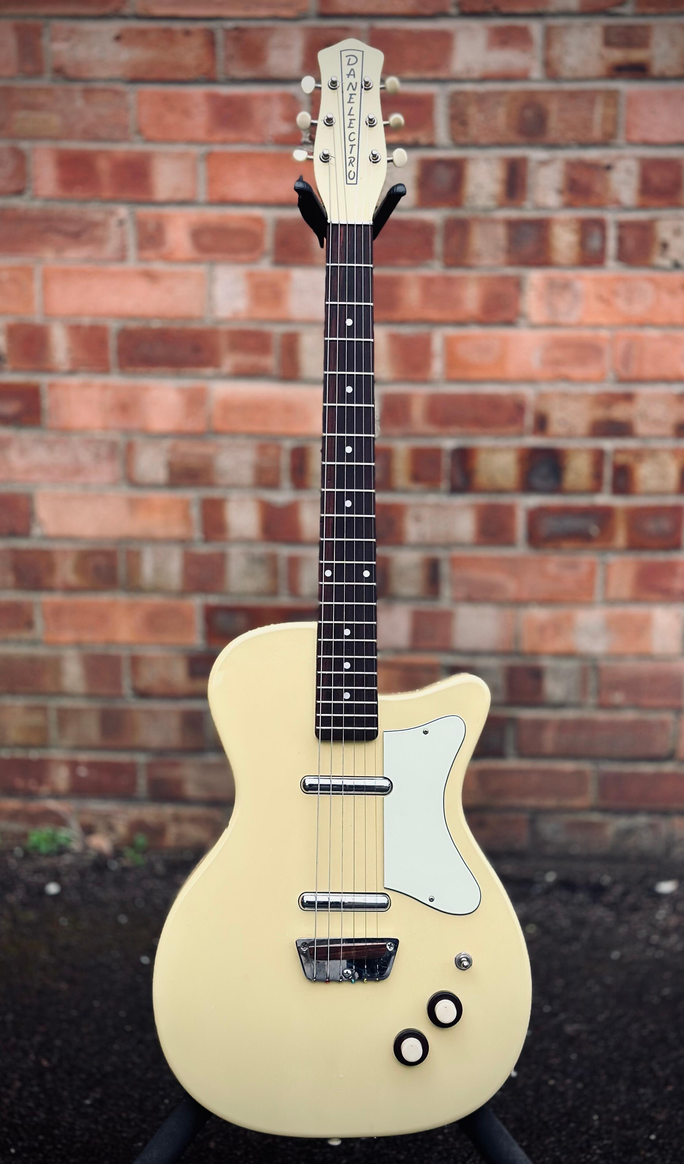 Danelectro - U2 Electric Guitar - Cream - Pre Owned
