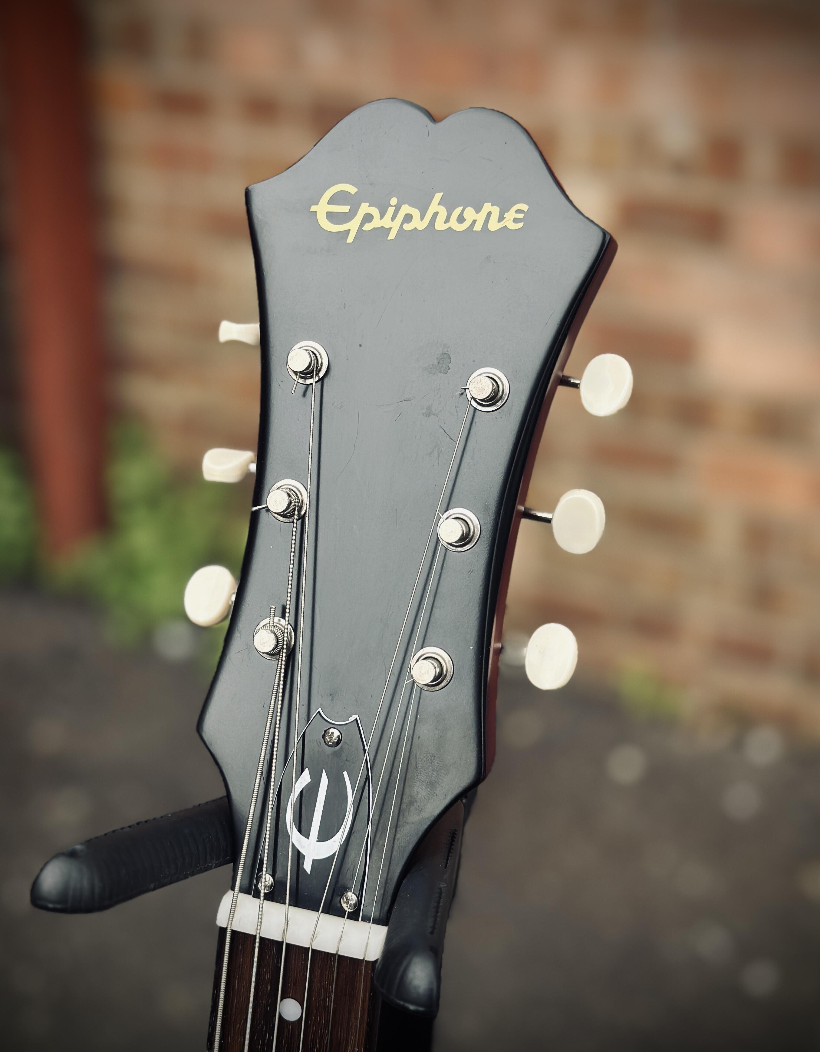 Epiphone - Inspired by 1966 Century E422T Cherry Pre owned
