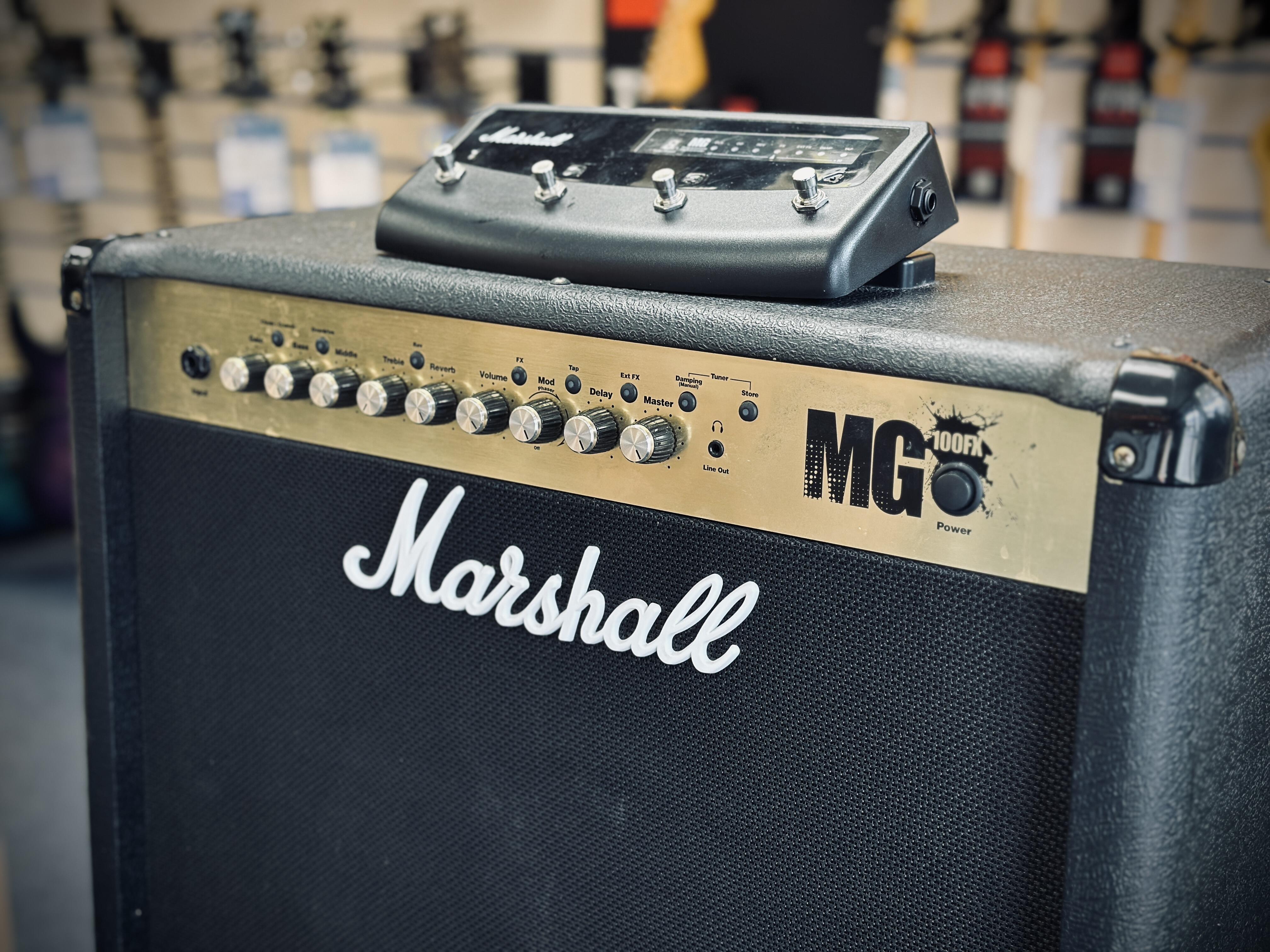 Marshall - MG100FX 100w Guitar Amplifier w/foot controller - Pre-Owned