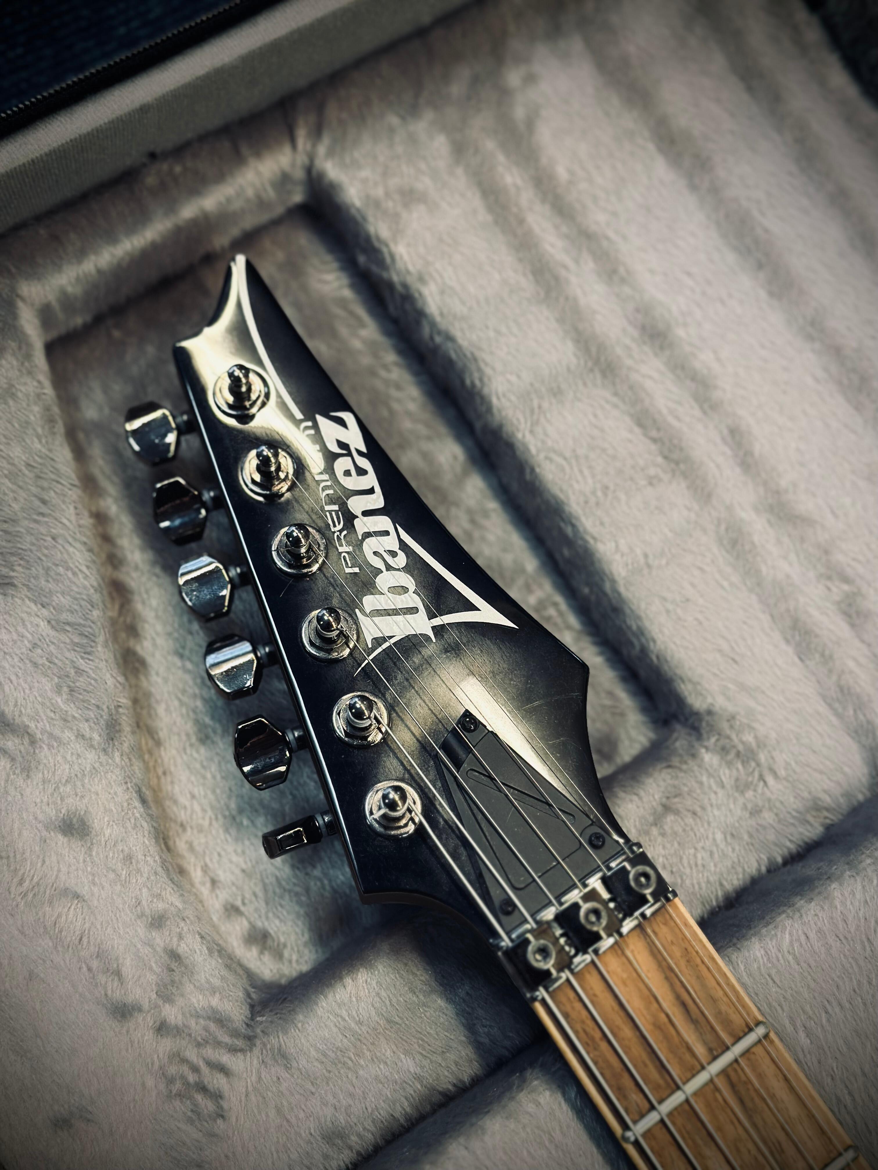Ibanez - Premium RG970WQMZ - 2015 - Black Ice Burst - Pre Owned