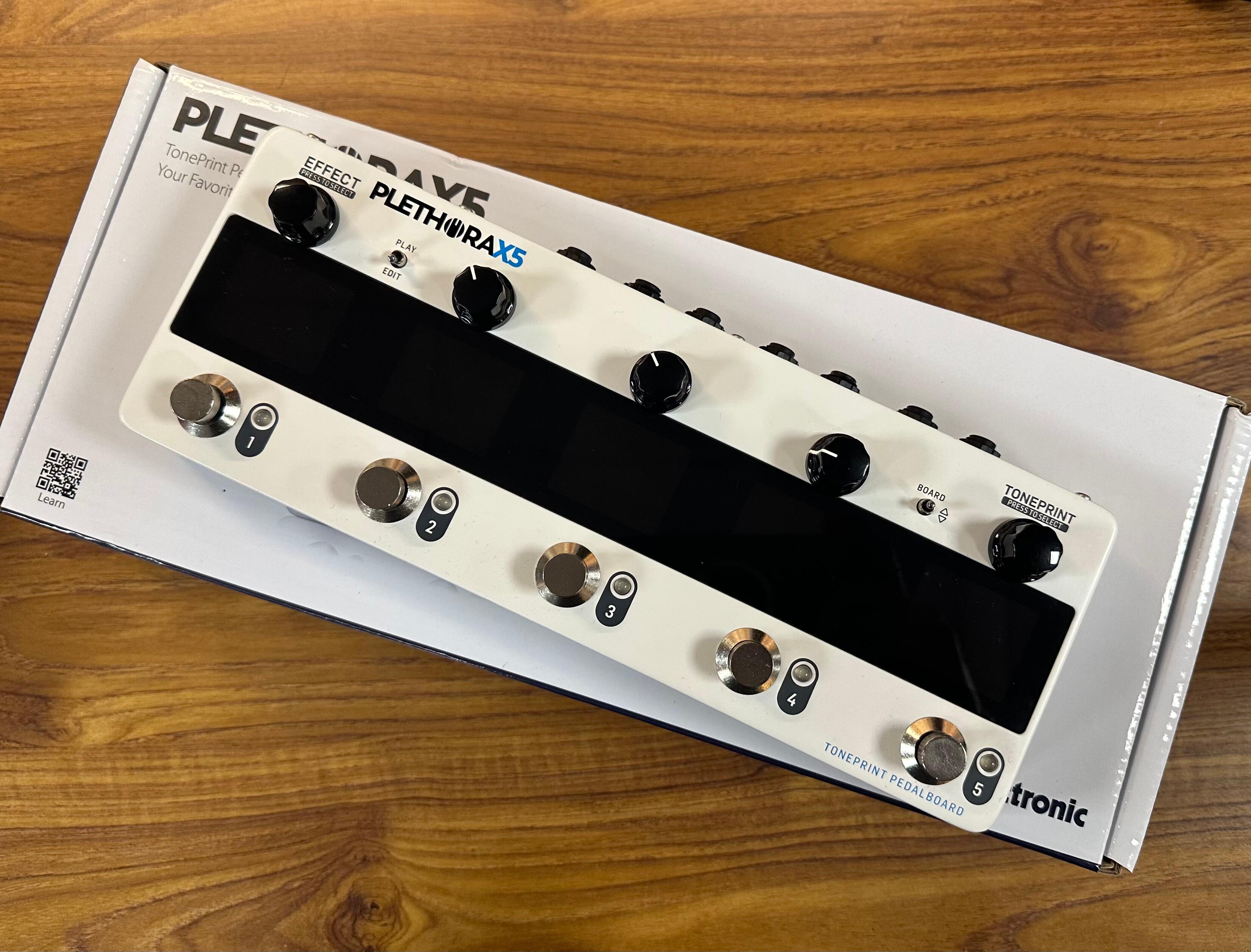 TC Electronic - Plethora X5 TonePrint Pedalboard - Pre-Owned