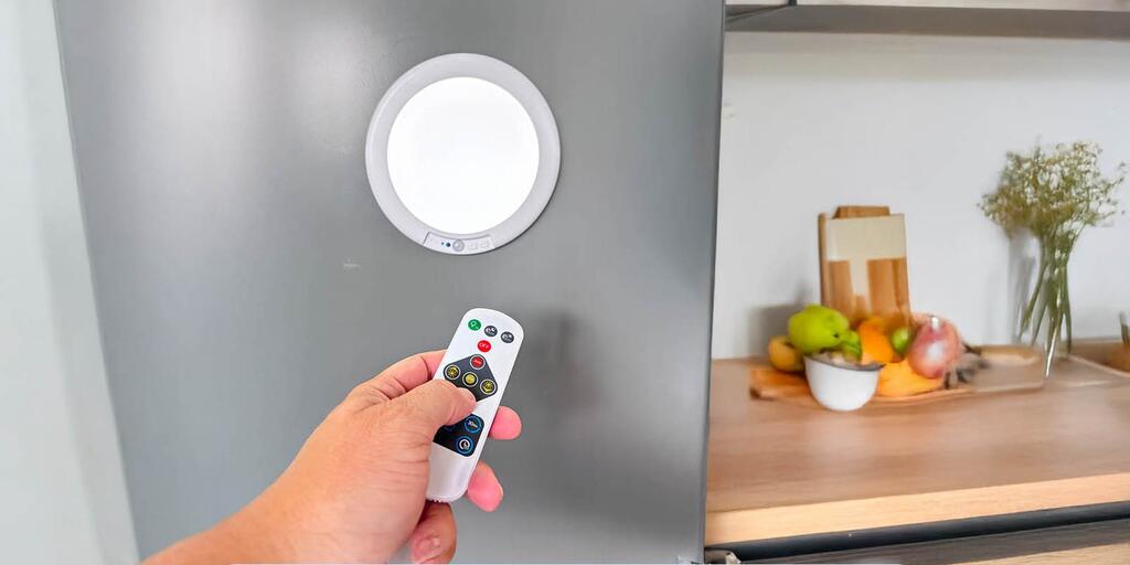 Rechargeable Motion Ceiling Light – The Ultimate Hands-Free Home Lighting Solution