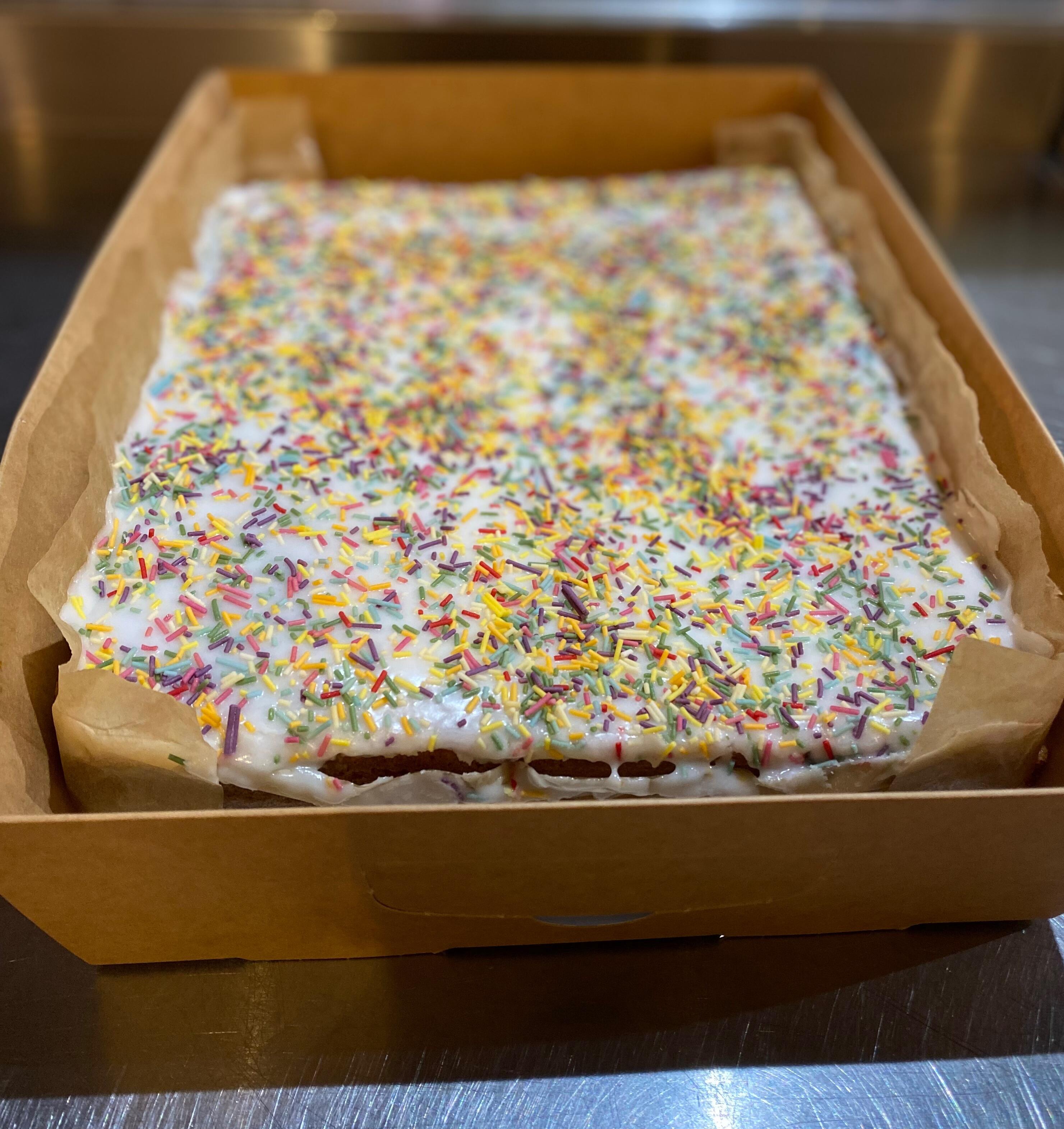 Old School Vanilla Traybake old-school-vanilla-traybake