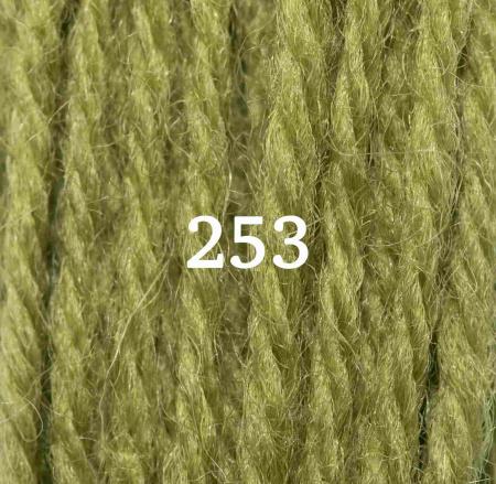 Appletons Crewel Wool (2-ply) Skein -  Grass Green 253