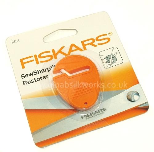 Fiskars SewSharp Restorer (scissor sharpener)