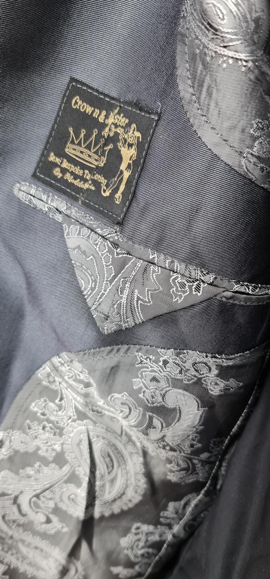 Shark skin jacket on sale with velvet collar