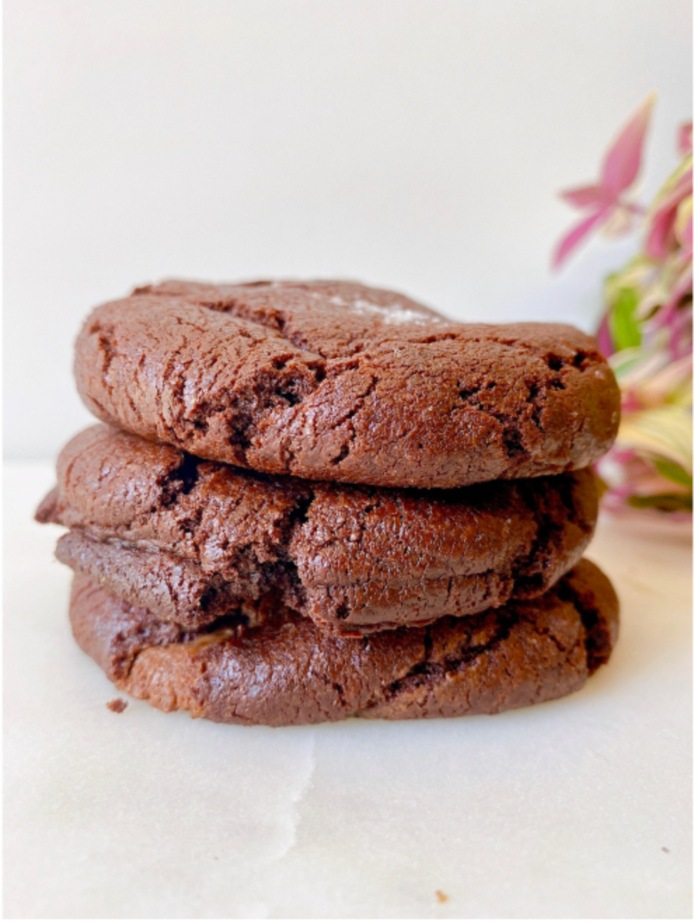 Nutella Stuffed Cookies