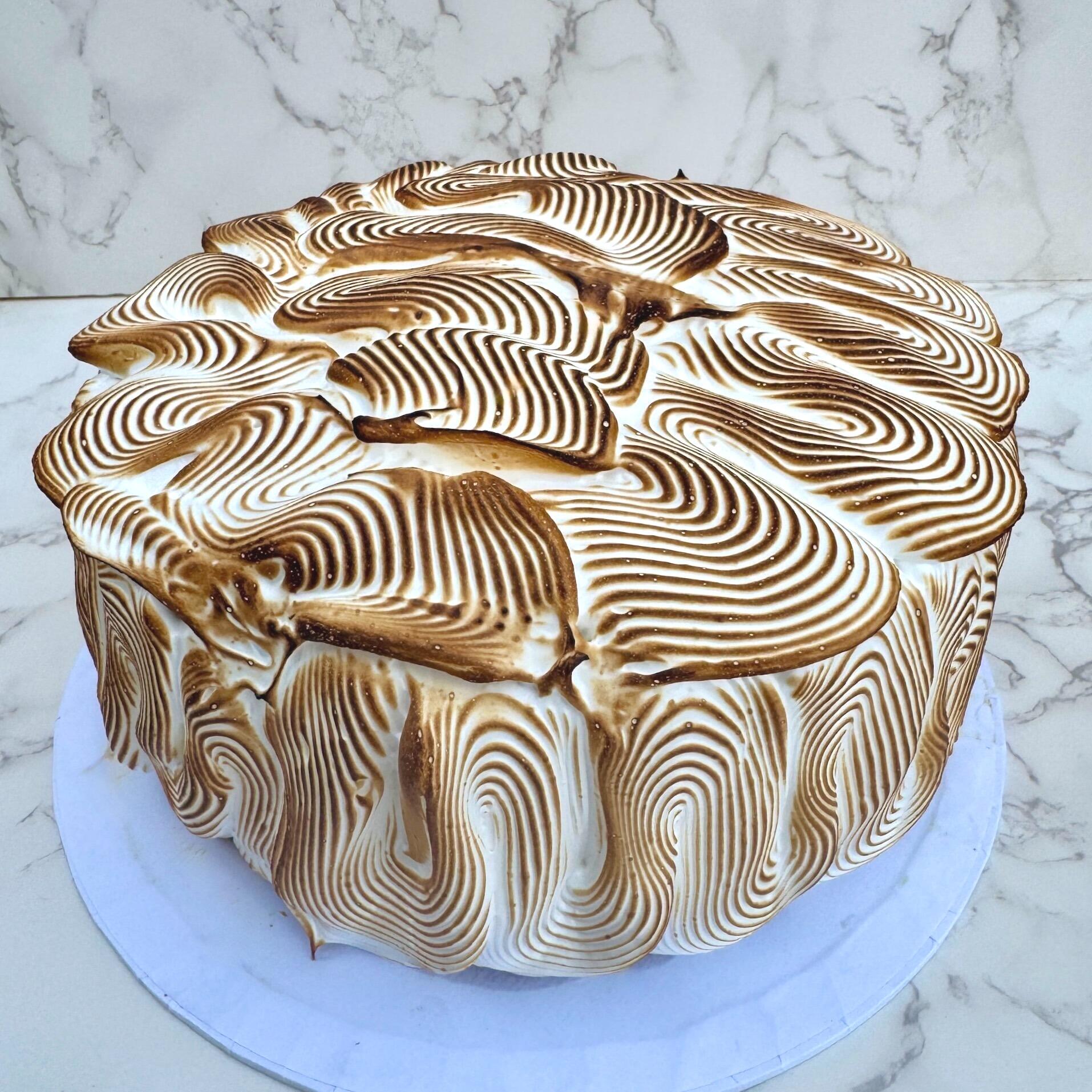 juicy lemon meringue cake