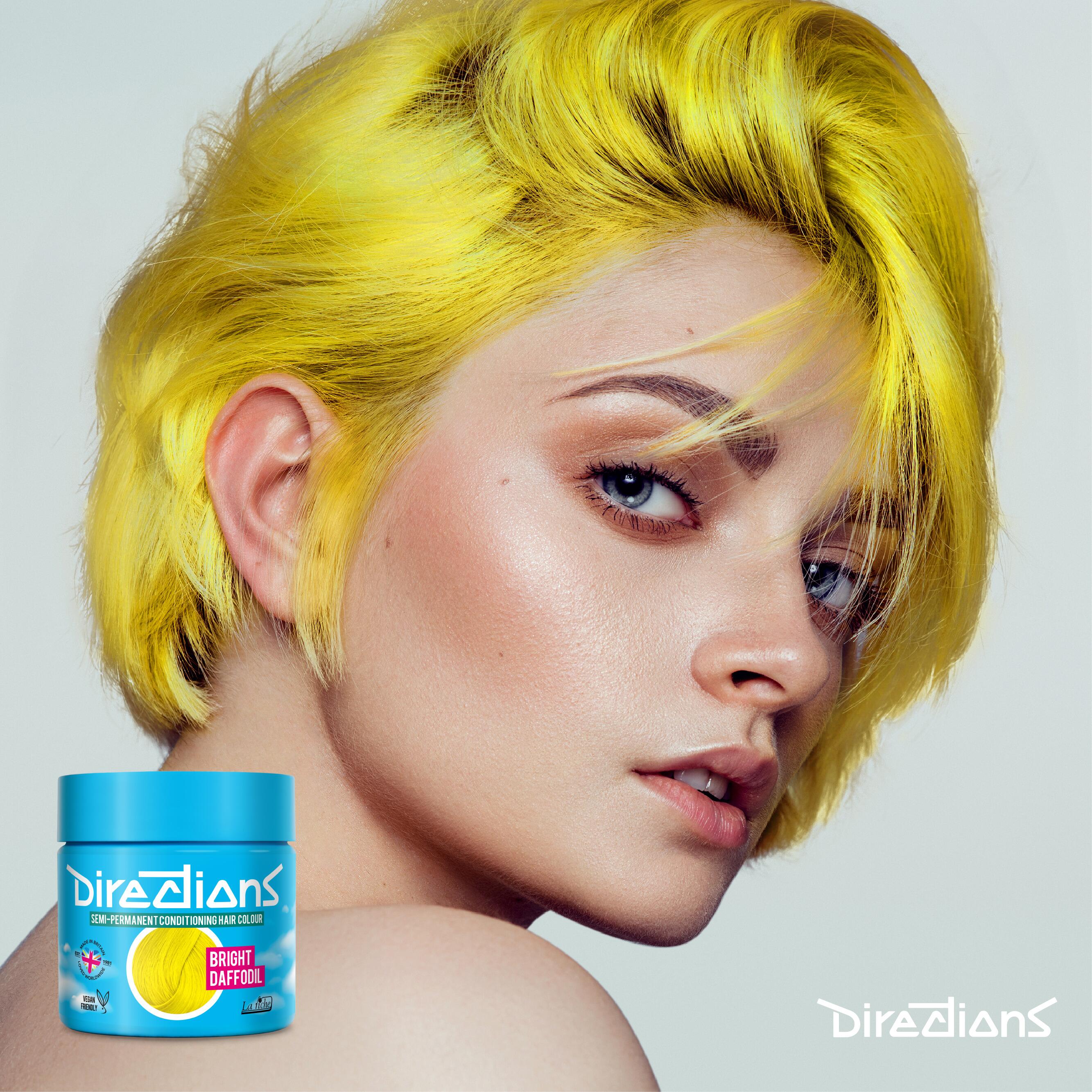 Bright Daffodil directions hair dye colour on a model with long hair