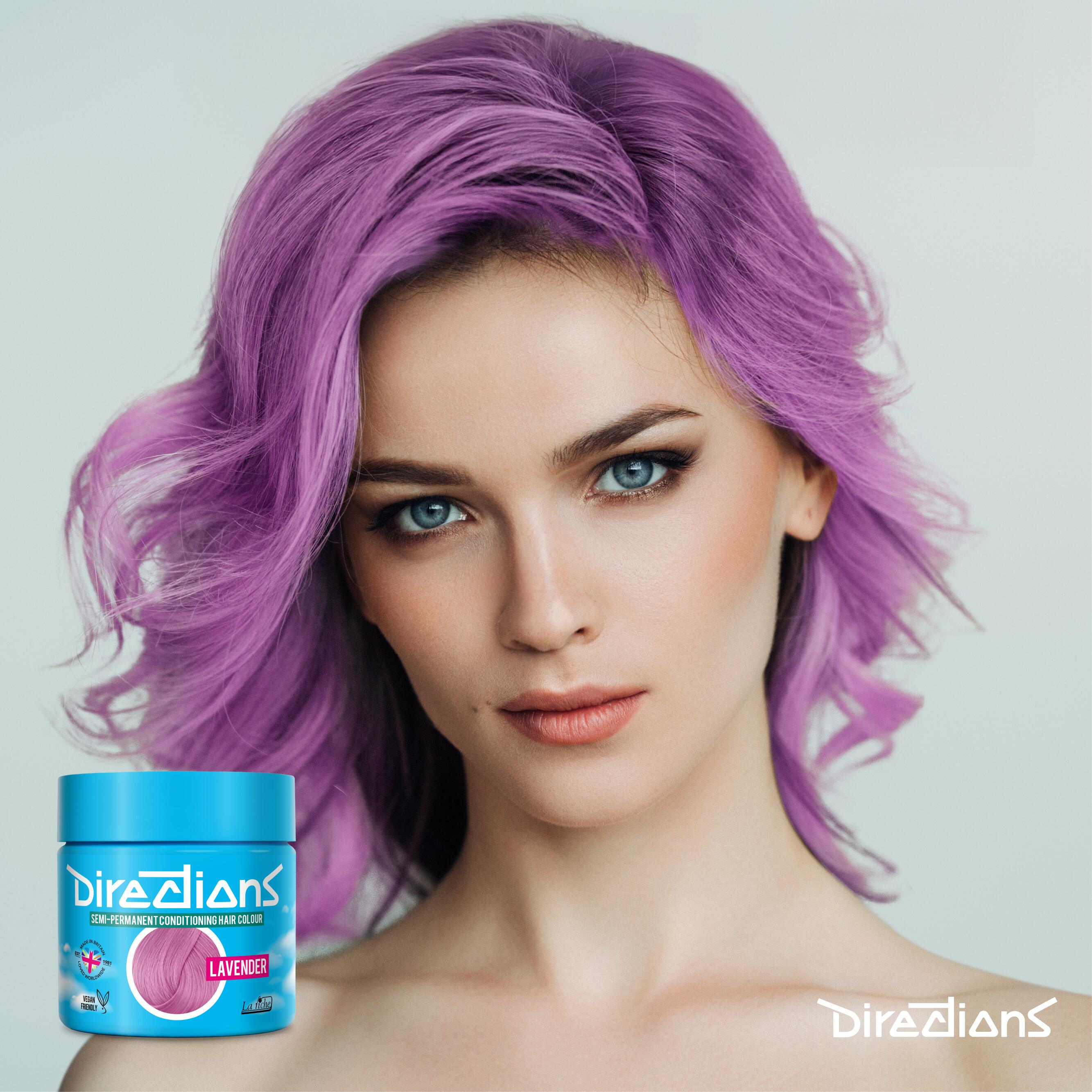 Lavender directions hair dye colour on a model with long hair