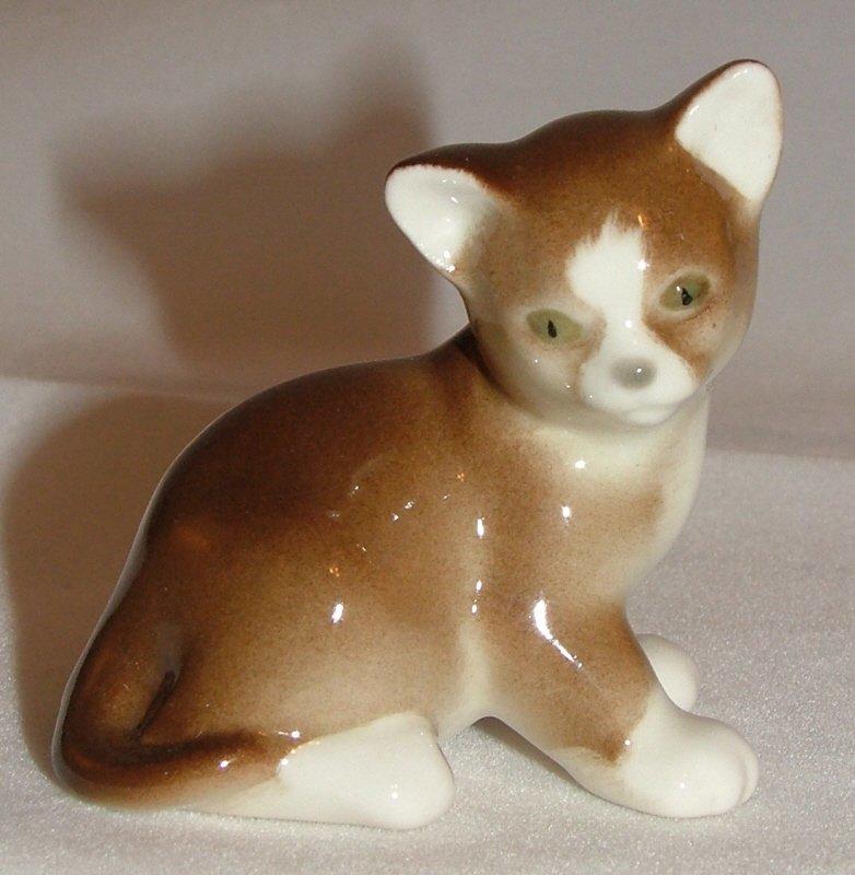 Lomonosov Russian Porcelain Animal Figure Brown Kitten