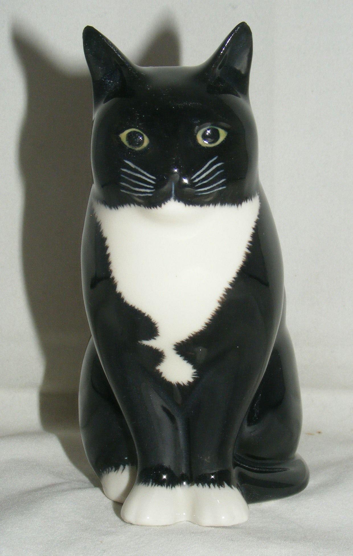 Quail Ceramics Animal Figure Moggie (Cat) 