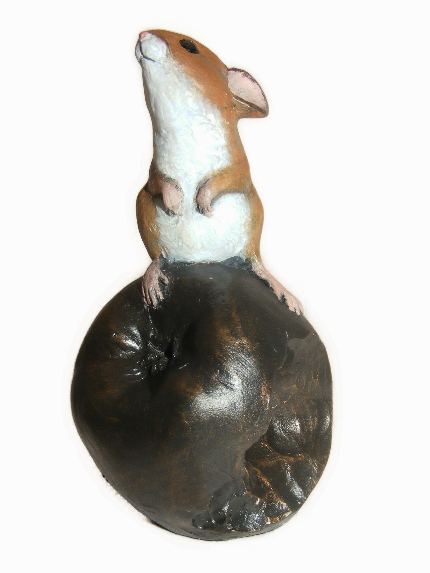 Richard Mouse Richard Cooper Studio Mice Bronze Resin Mouse on Apple 221BR