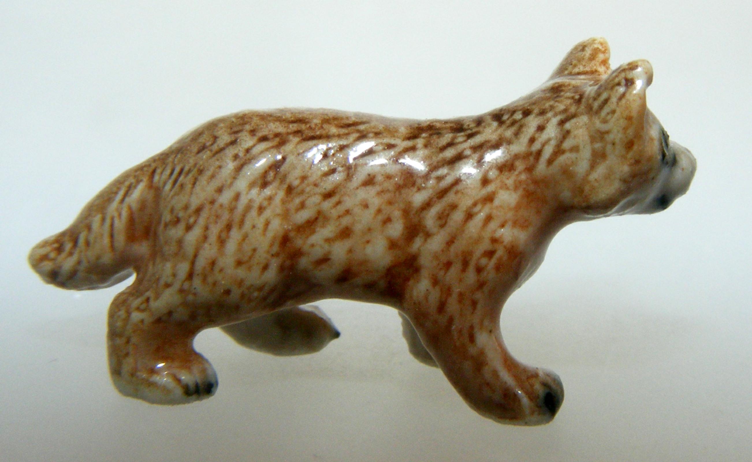 Klima Miniature Porcelain Animal Figures Mini Wolf Family X894