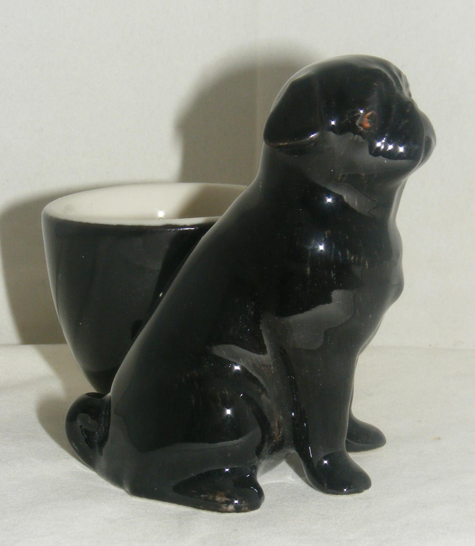 Quail Ceramics Pug with Egg Cup Black 663 