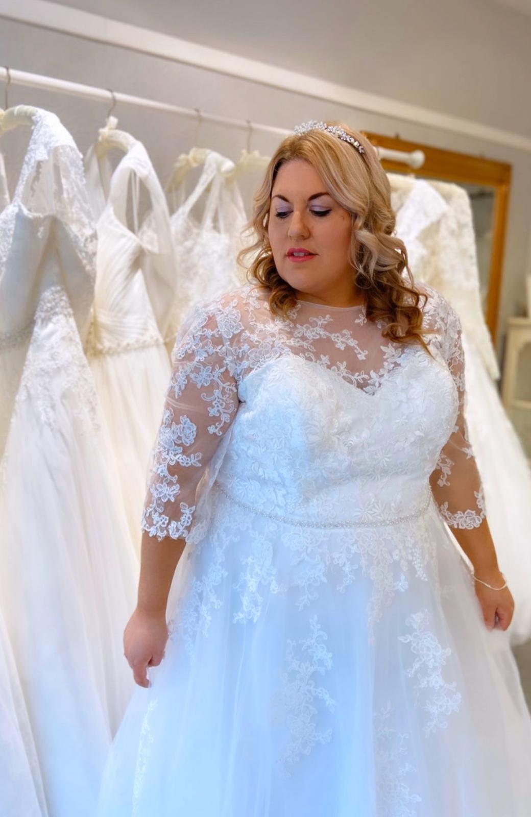 What Wedding Dress Style Best Suits A Plus Size Bride Who Doesn t