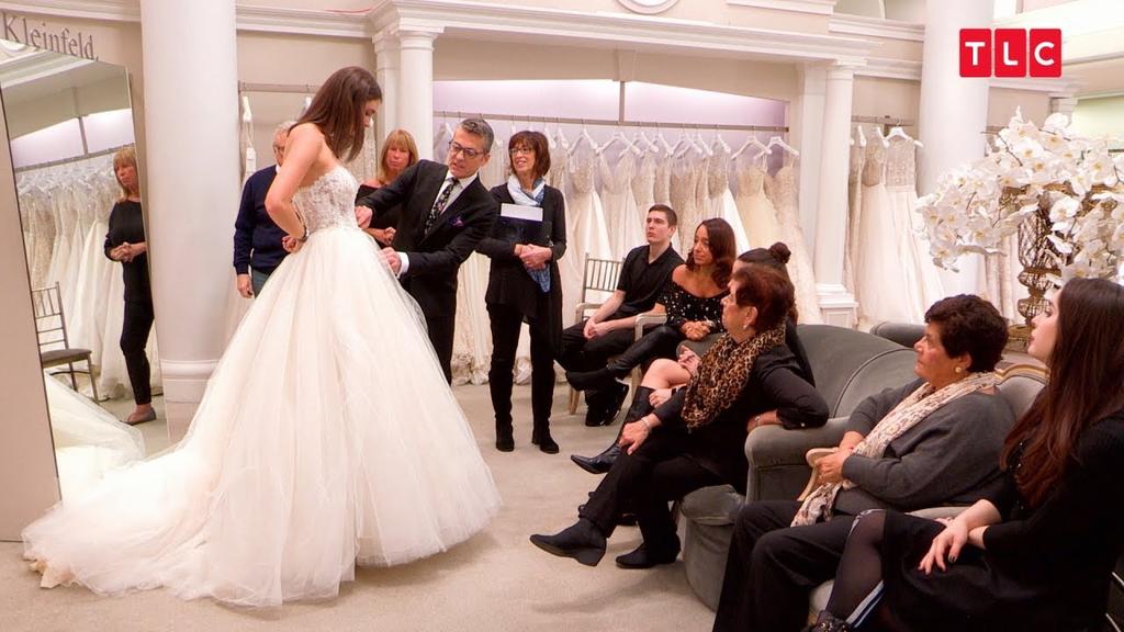 What You  Need To Know About Wedding Dress Shopping