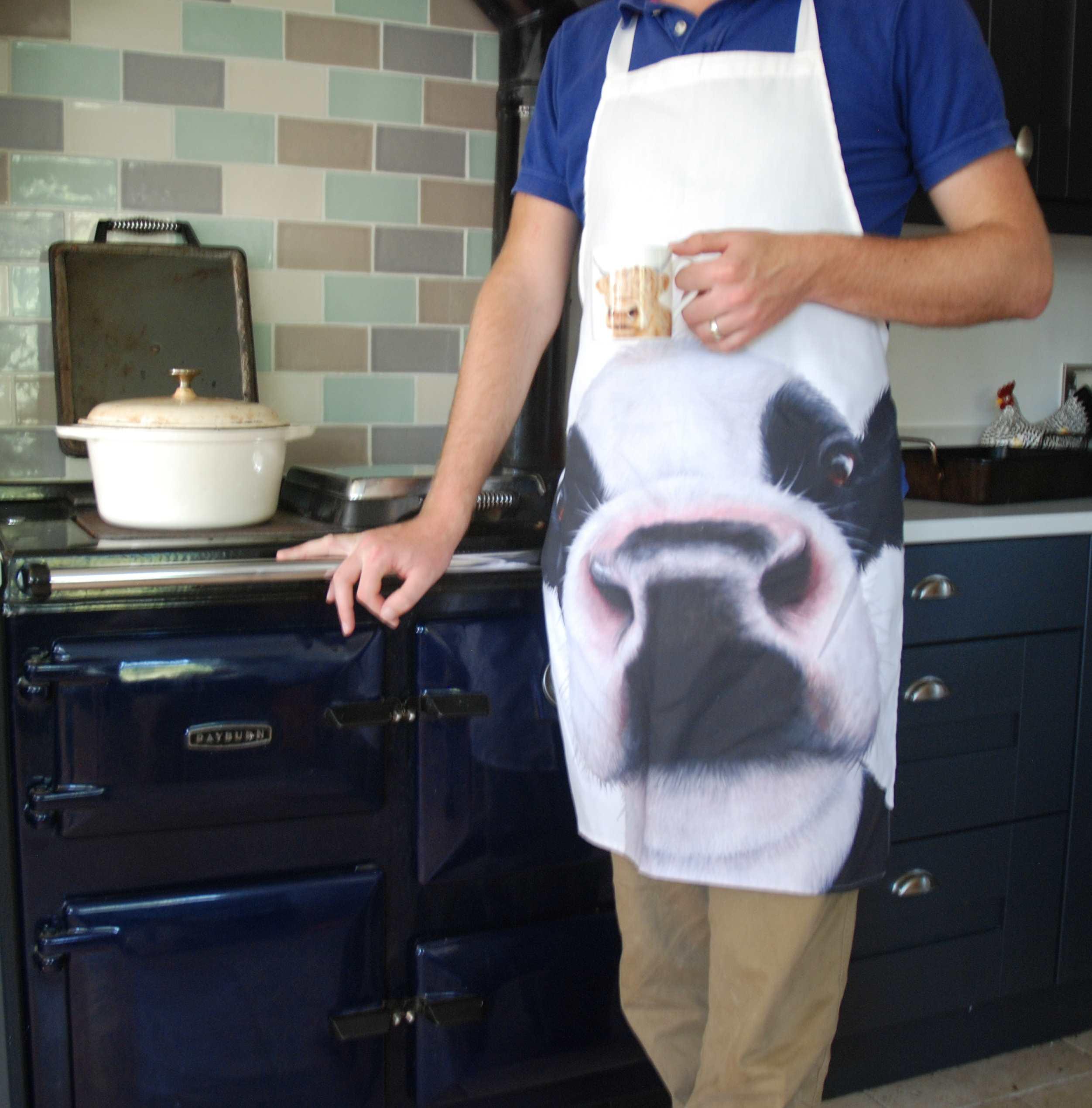 Blue 100% Cotton Stonewashed Printed 180Gsm Fabric Filled with 360Gsm Polyester Fibre Perfect For Home Cooking 18 x 90cm 18cm x 90cm Hairy Bikers Denim Double Oven Glove 