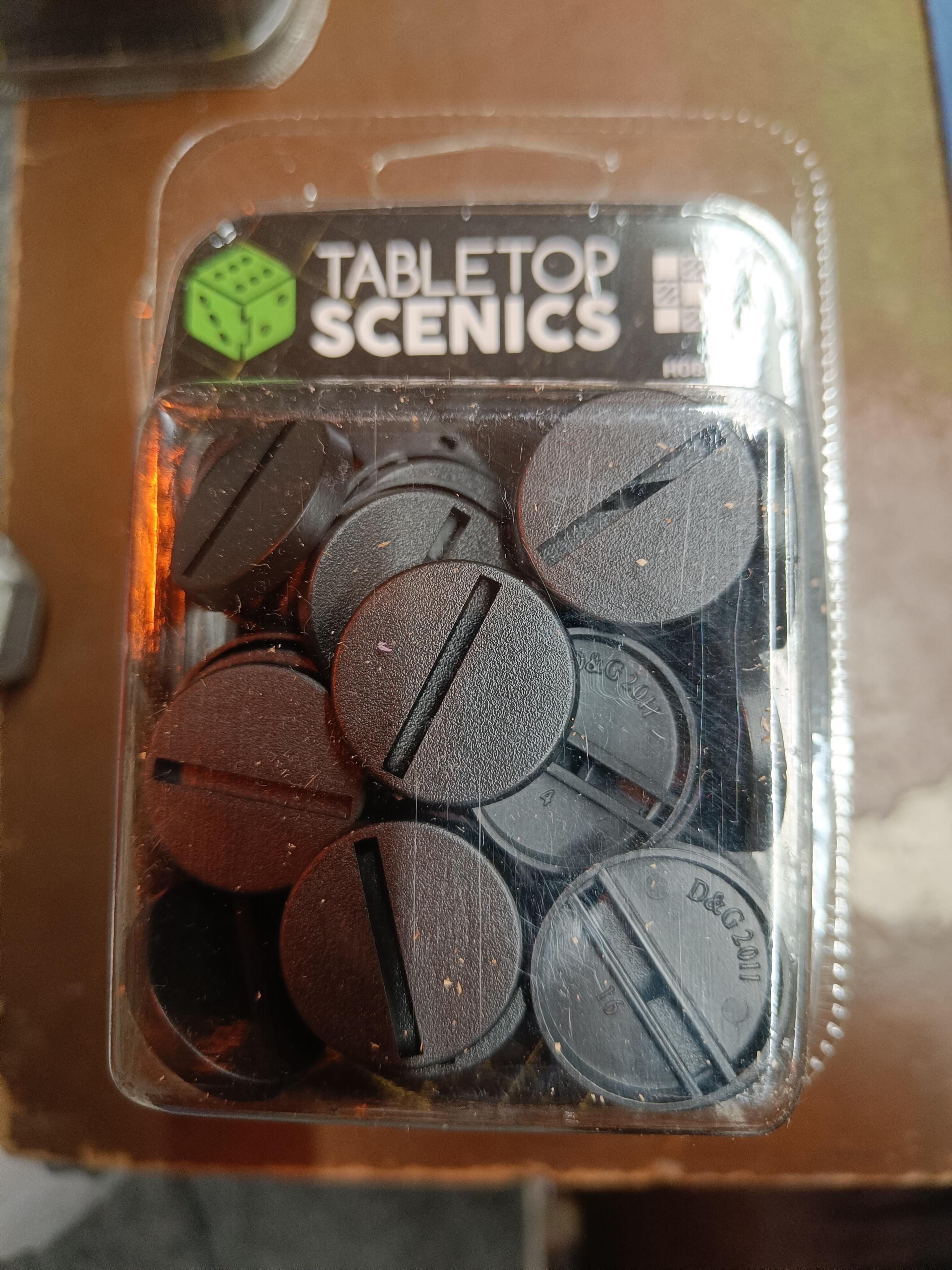 25mm Round Slotta Bases (QTY 40) - Gifts for Geeks Leicester