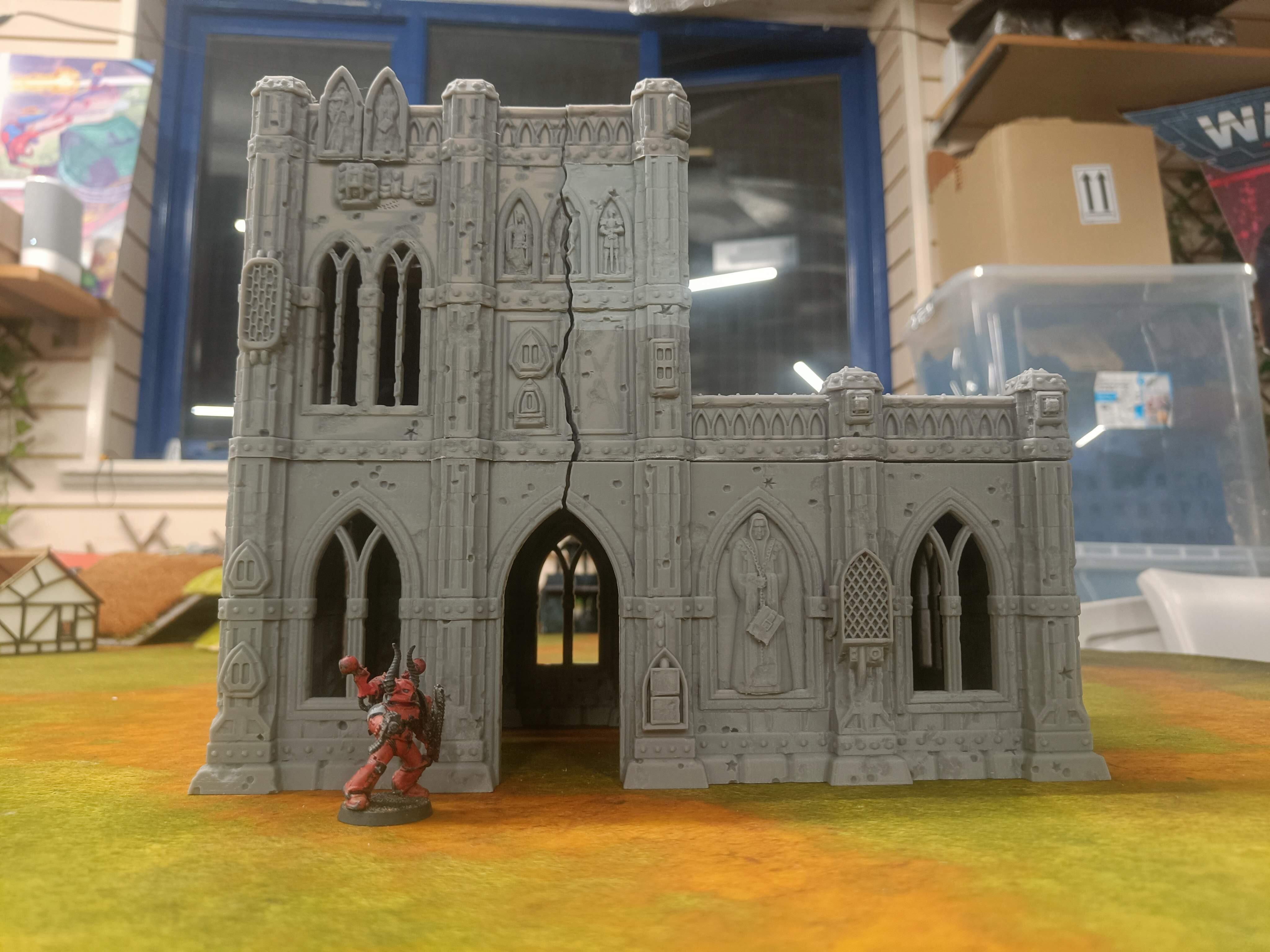 Domina Ferrum Large Sci-Fi Gothic Ruined Building / Small Battlefield - Gifts for Geeks Leicester