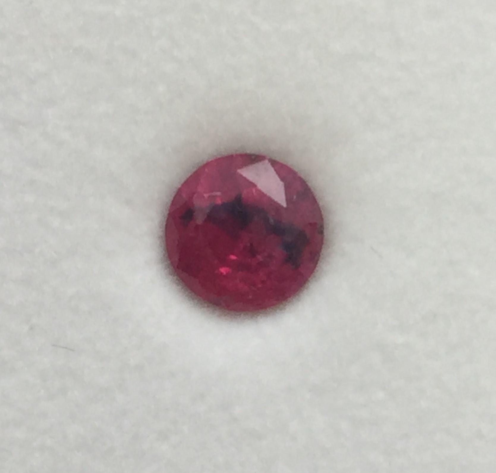 10-Piece 2.5mm Round Cut Lab-Created Ruby Lot – AAA Grade, Vivid Red