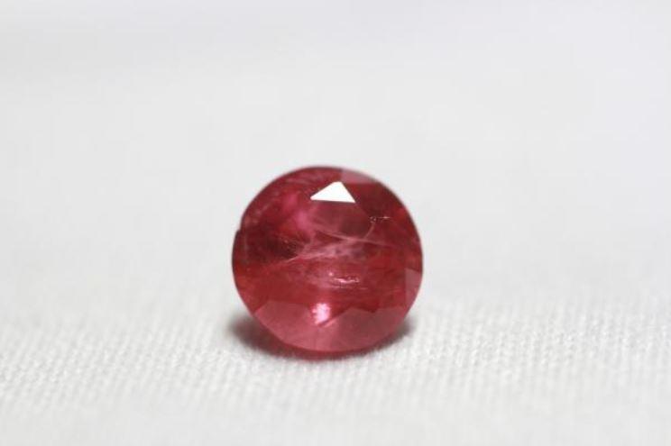 Ruby 1.26 cts Round Cut