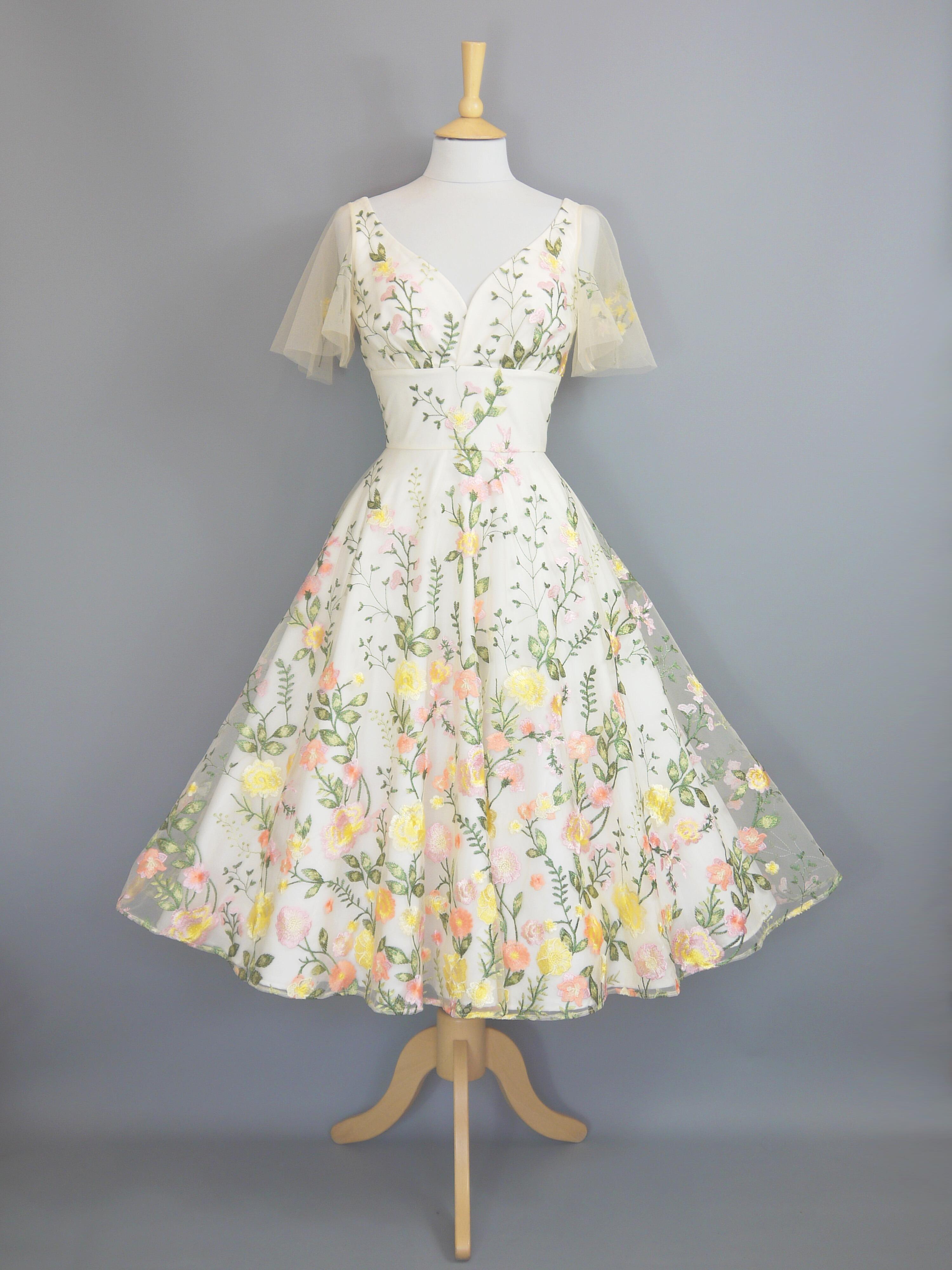 Purple Dahlia Lace Tea Length 1950s Wedding Dress