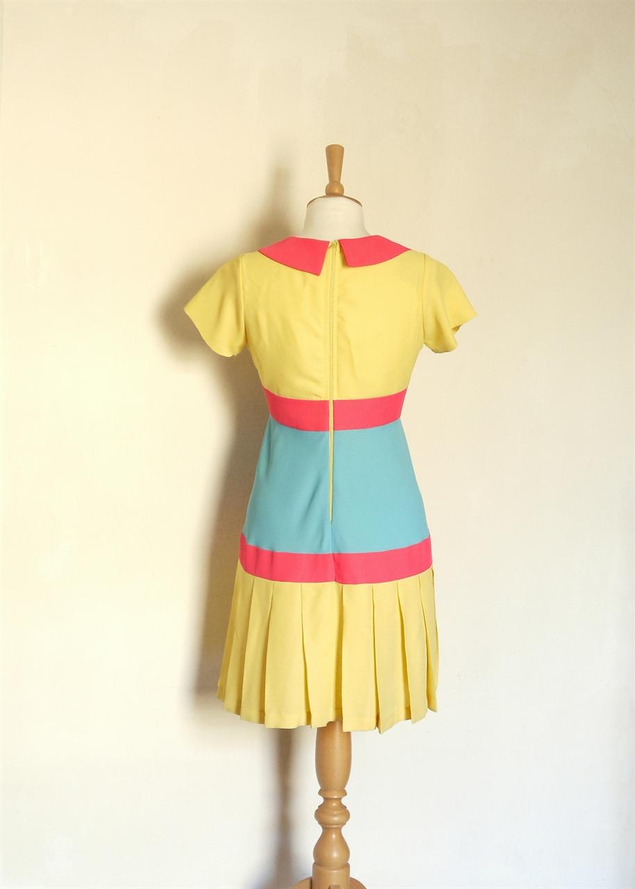 Size UK 10 - Yellow, Pink and Blue Pop Drop-Waist Dress