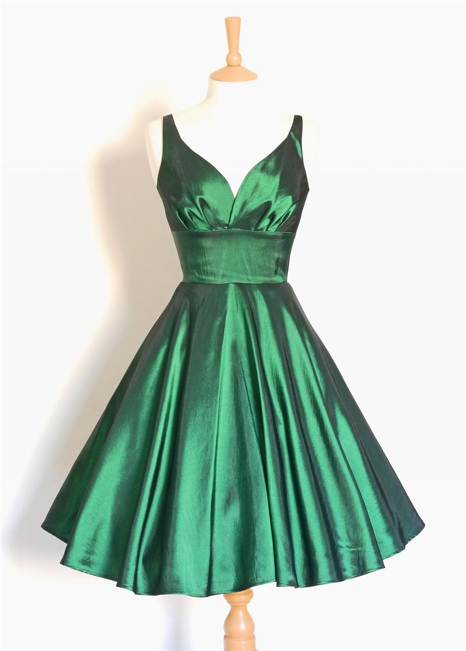Fete Fantasy Emerald Green Taffeta Backless A-Line Maxi Dress