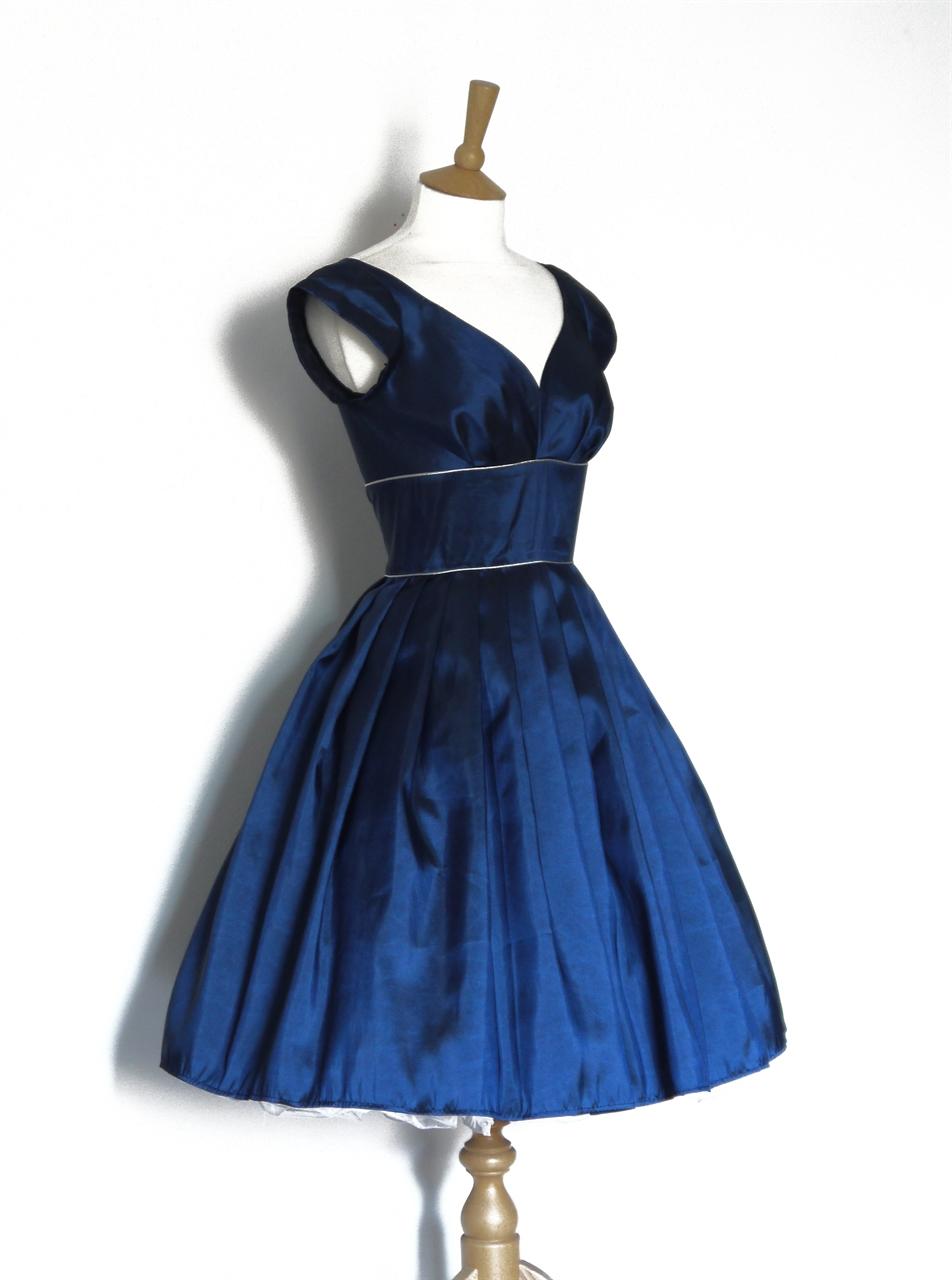 Midnight Blue Taffeta Sweetheart Cocktail Dress