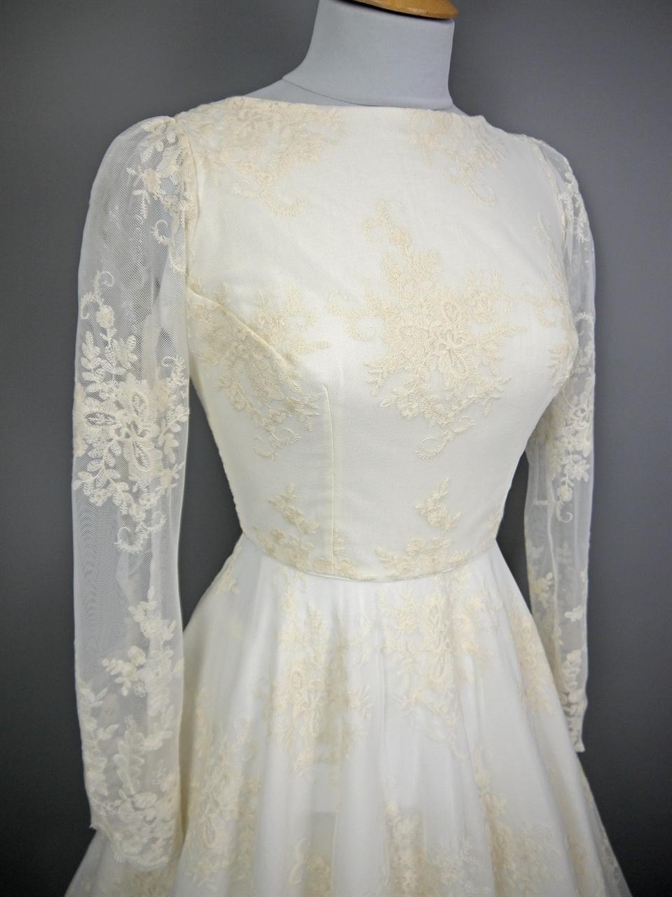 Sabrina Vintage Style Wedding Dress in Ivory Meadow Lace & Cotton with ...