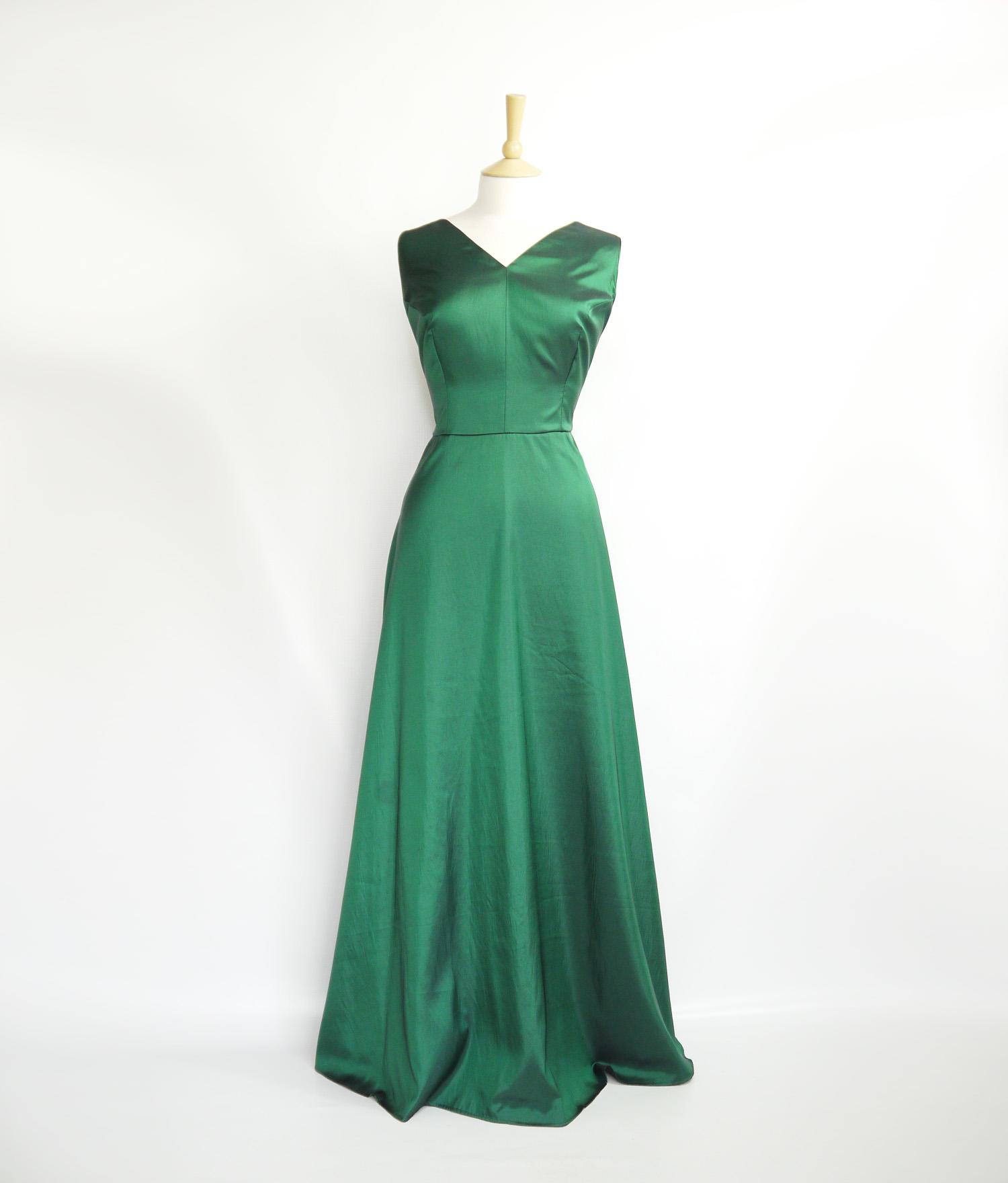 Size UK 20 - Emerald Green Taffeta V-Neckline Full Length Dress