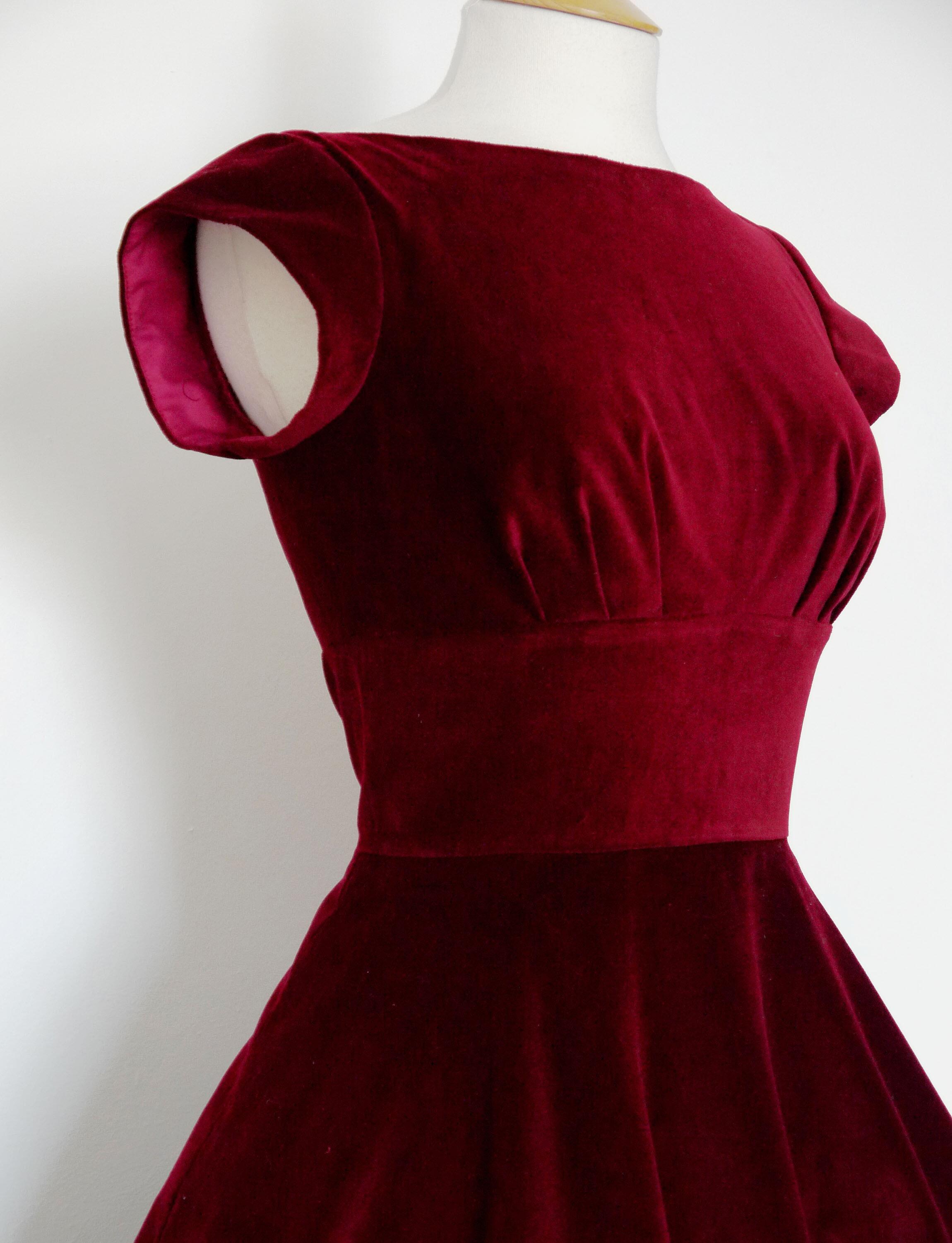 Red evening dress discount size 20