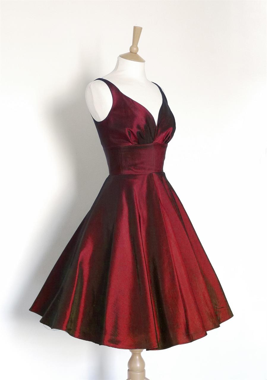Cranberry Red Taffeta Sweetheart Swing Dress Fifties Circle Skirt