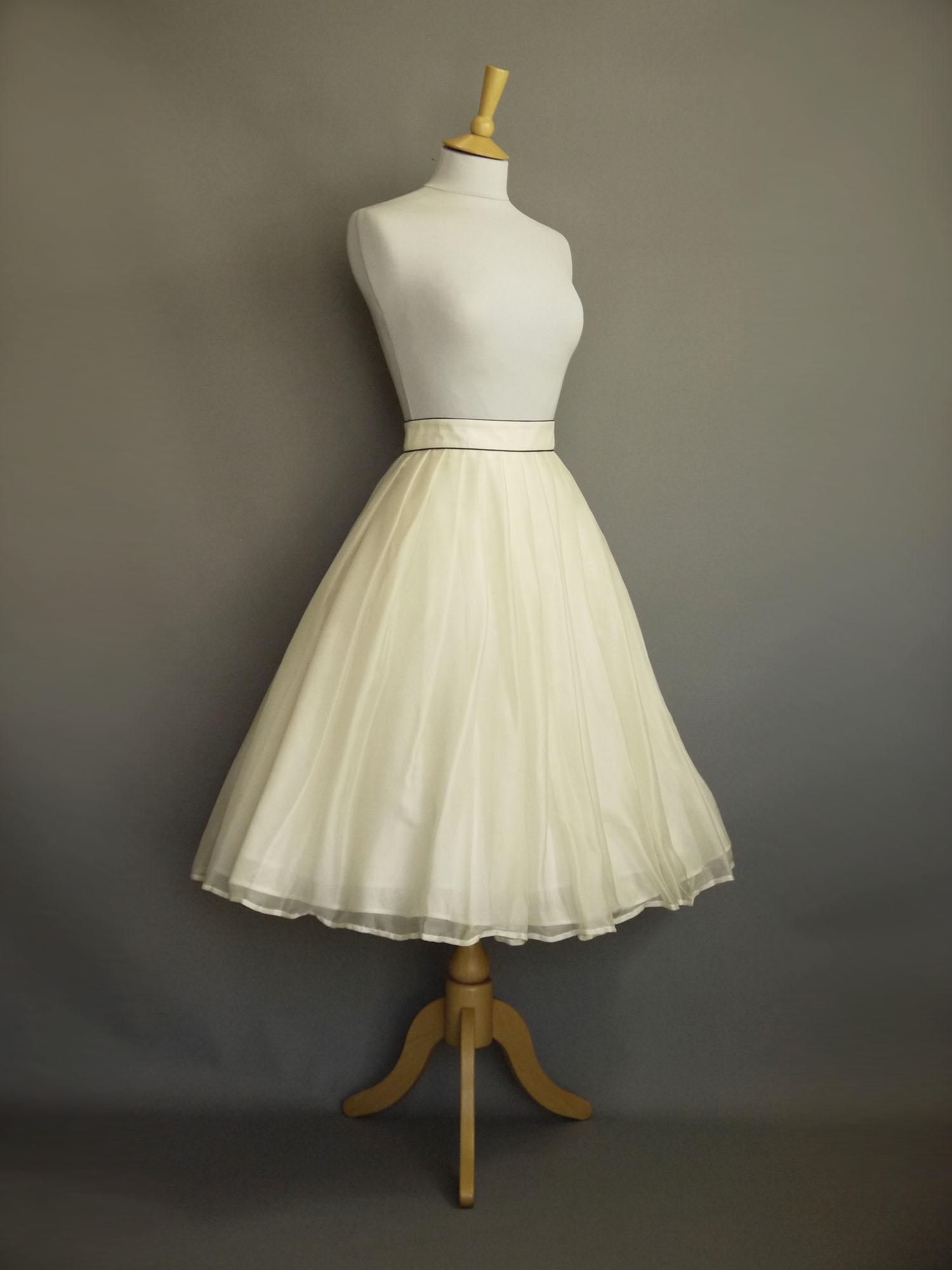 Size UK 10 - Ivory Silk Chiffon Full Pleated Skirt with Black Satin Piping