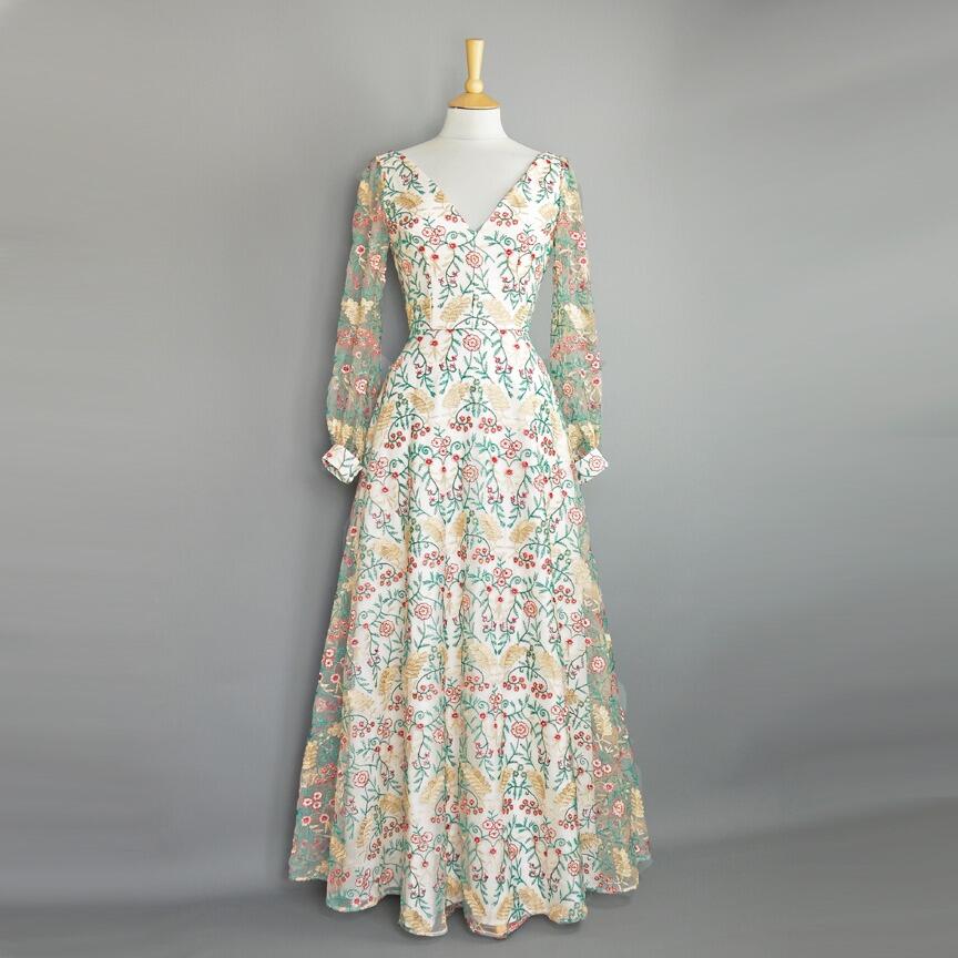 Rosetta Wedding Gown in Fern Lace & Ivory Linen