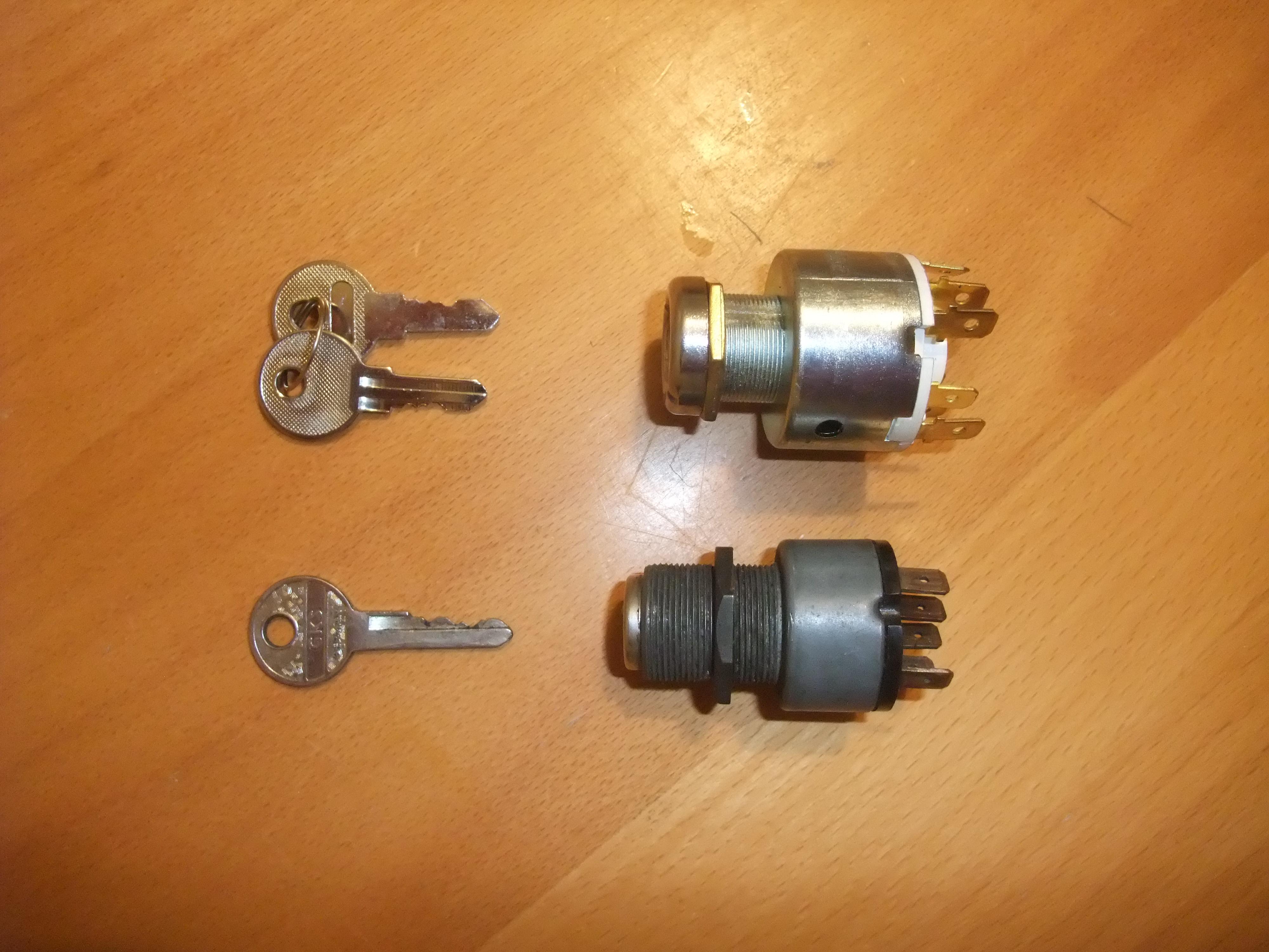 Universal fit ignition switch - 3 position - comparison with BMW Airhead Boxer ignition switch 22mm