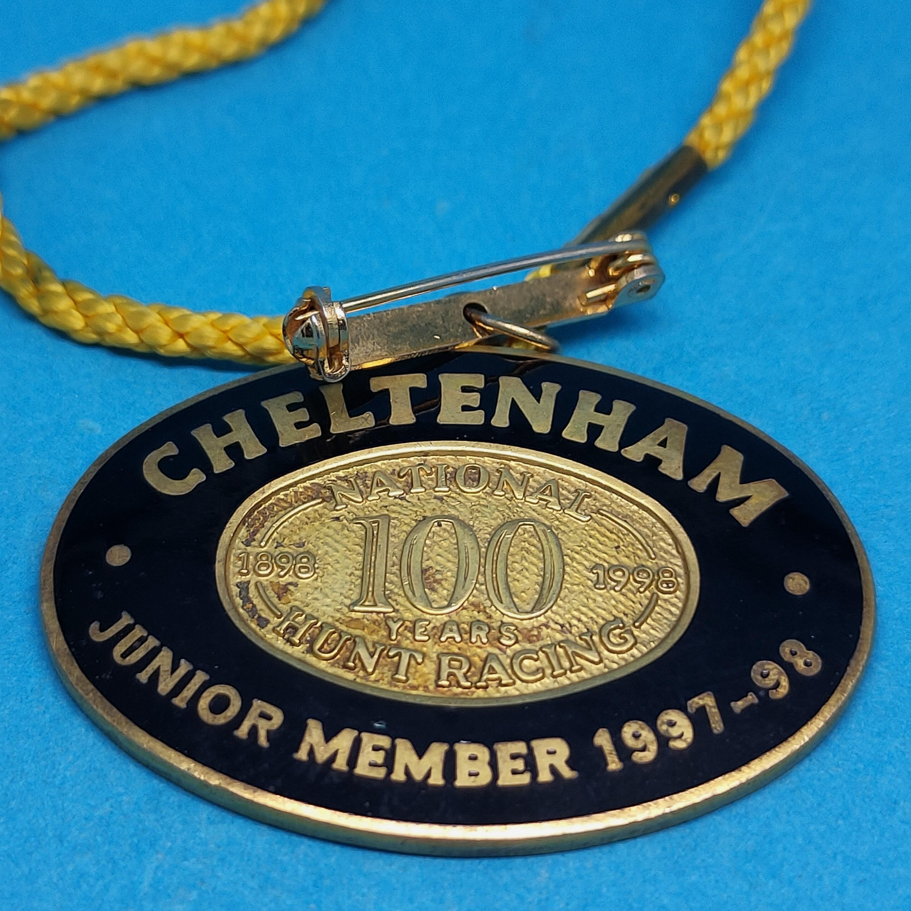 Cheltenham Junior 1997 / 1998
